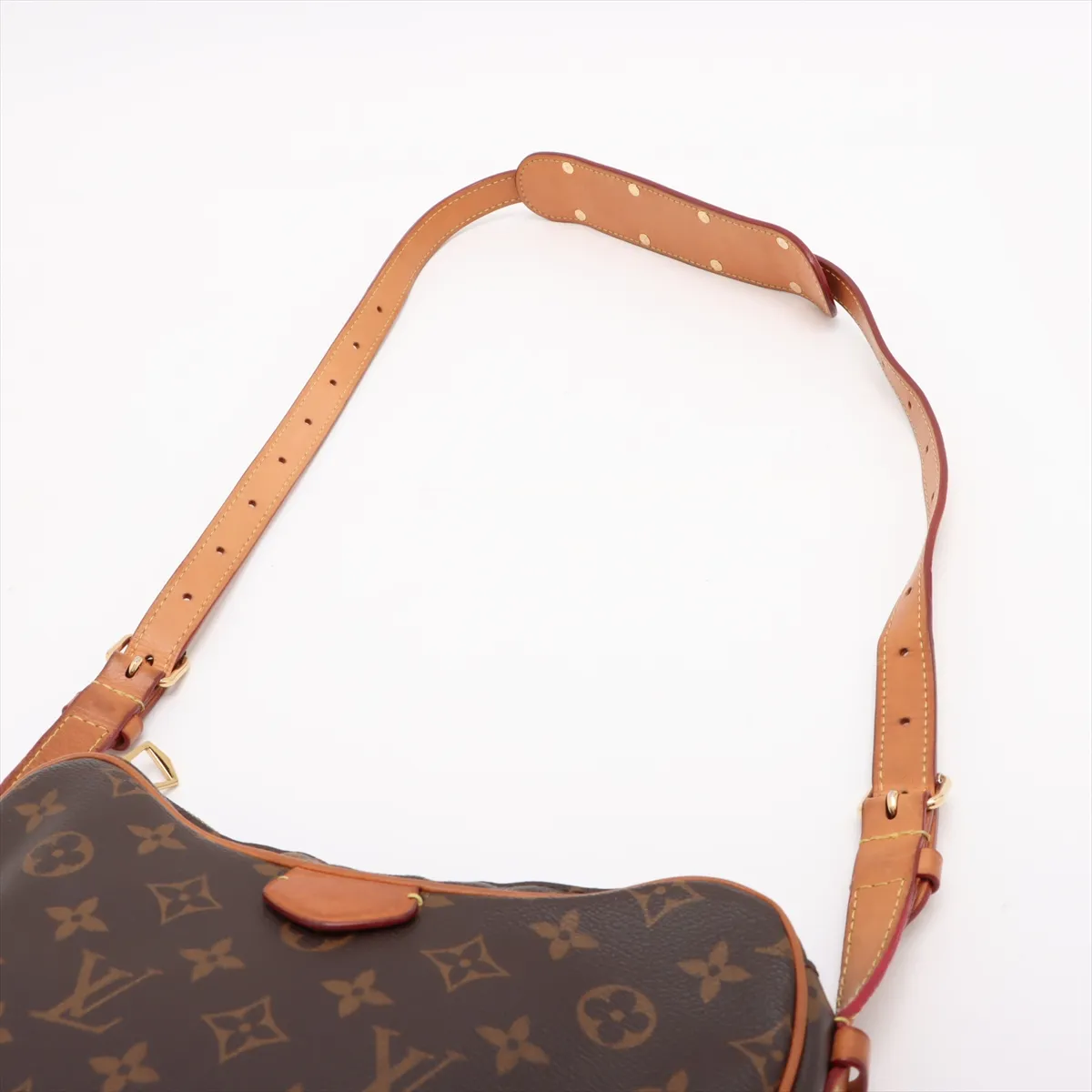 Monogram Croissant M46828 Brown RFID reaction available — view 5