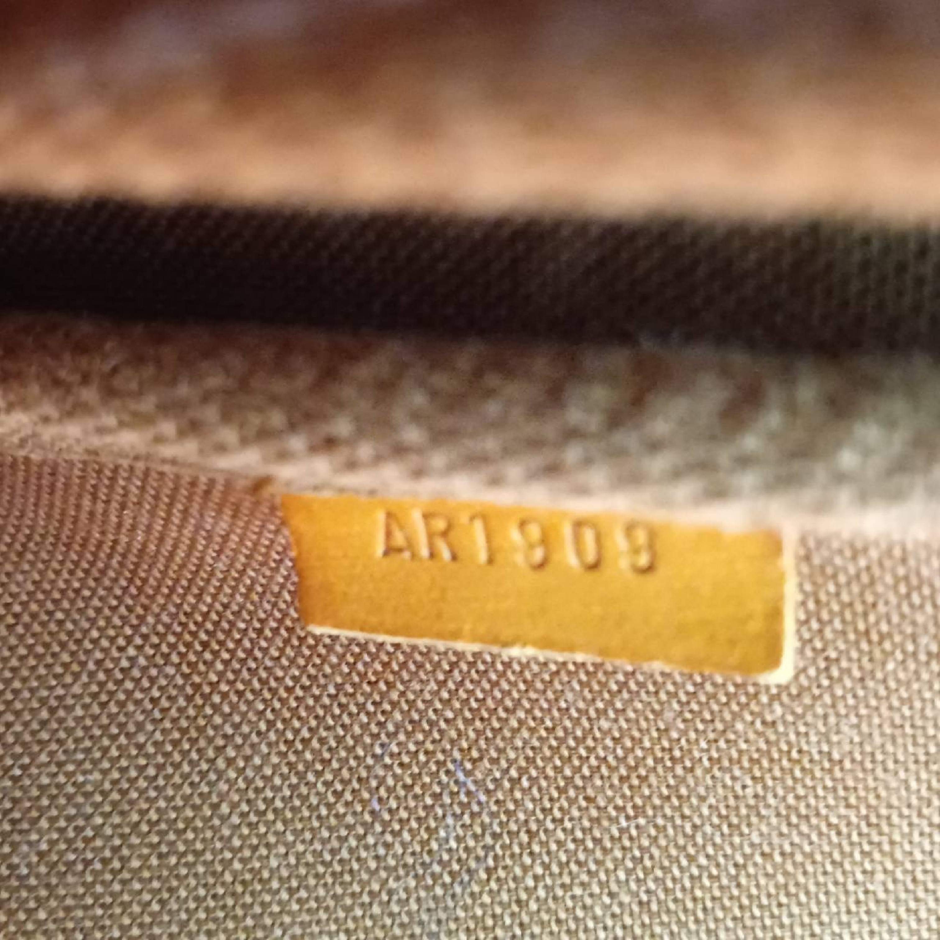 Monogram Pochette Accessoires M51980 Pouch — view 13