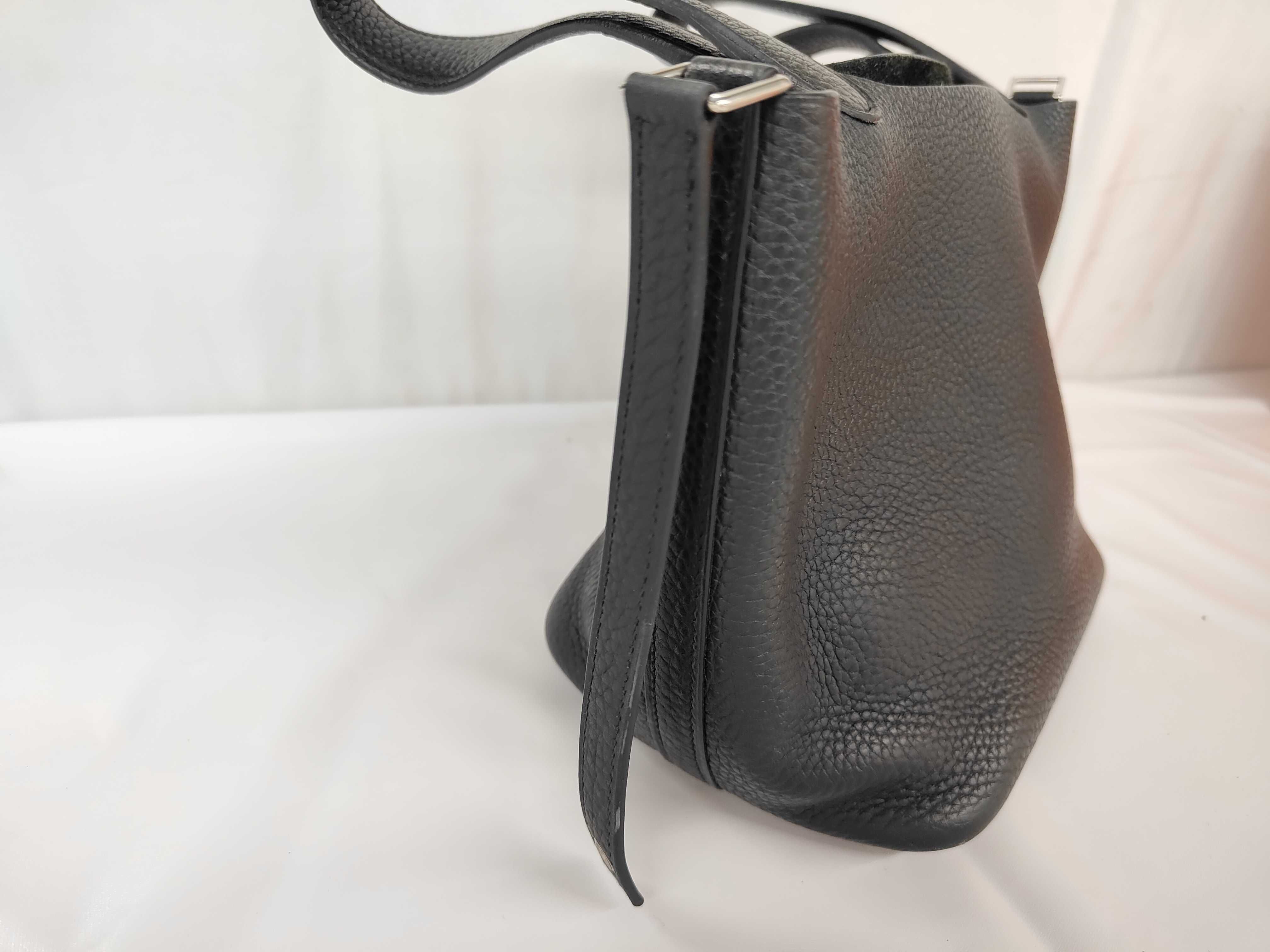 Picotin Lock 18 PM Handbag, Taurillon Clemence Leather, Black, Silver Hardware, Year: 2020 — view 13