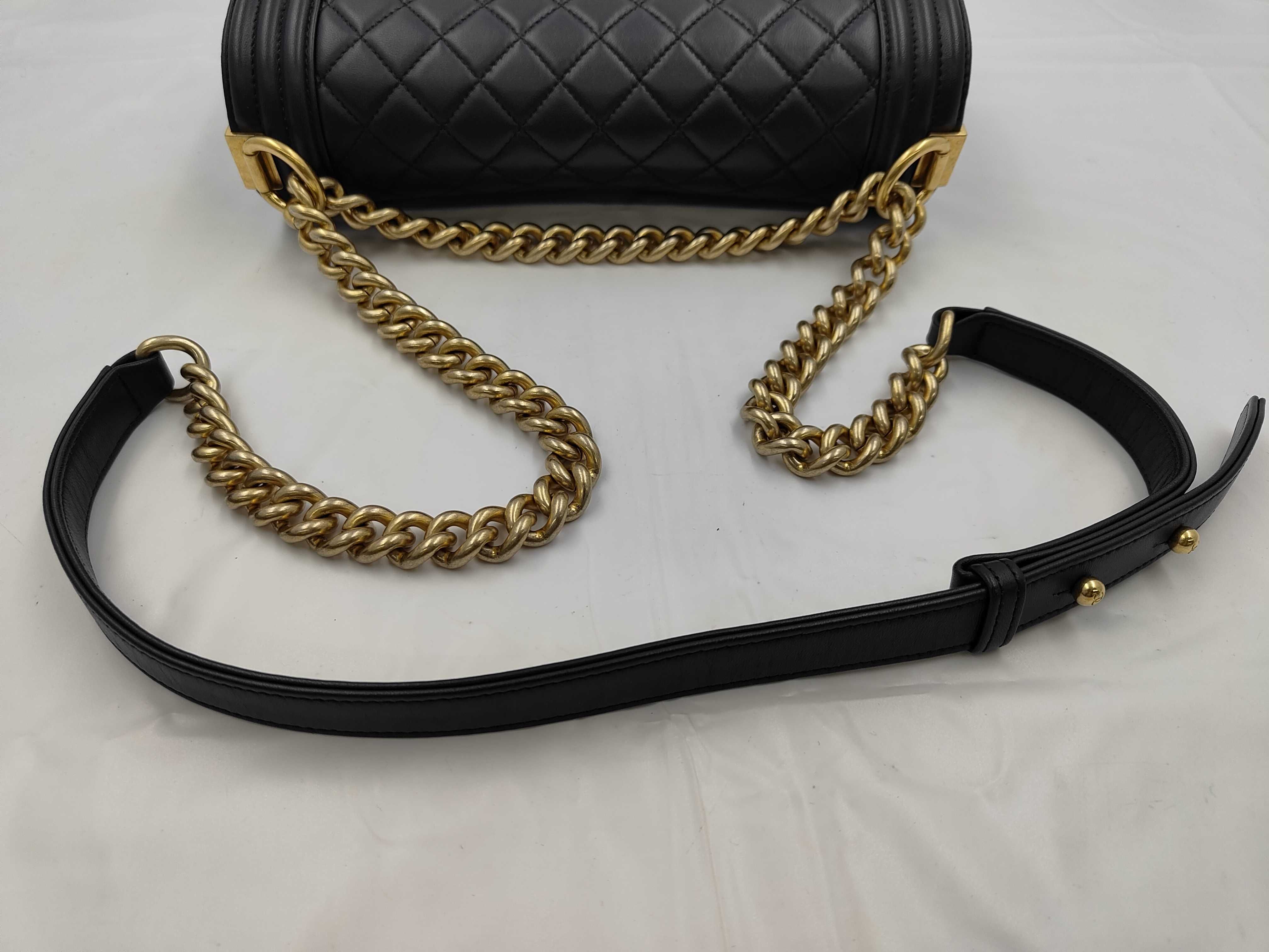 Diana 25 Matelassé Lambskin Navy Shoulder Bag — view 3