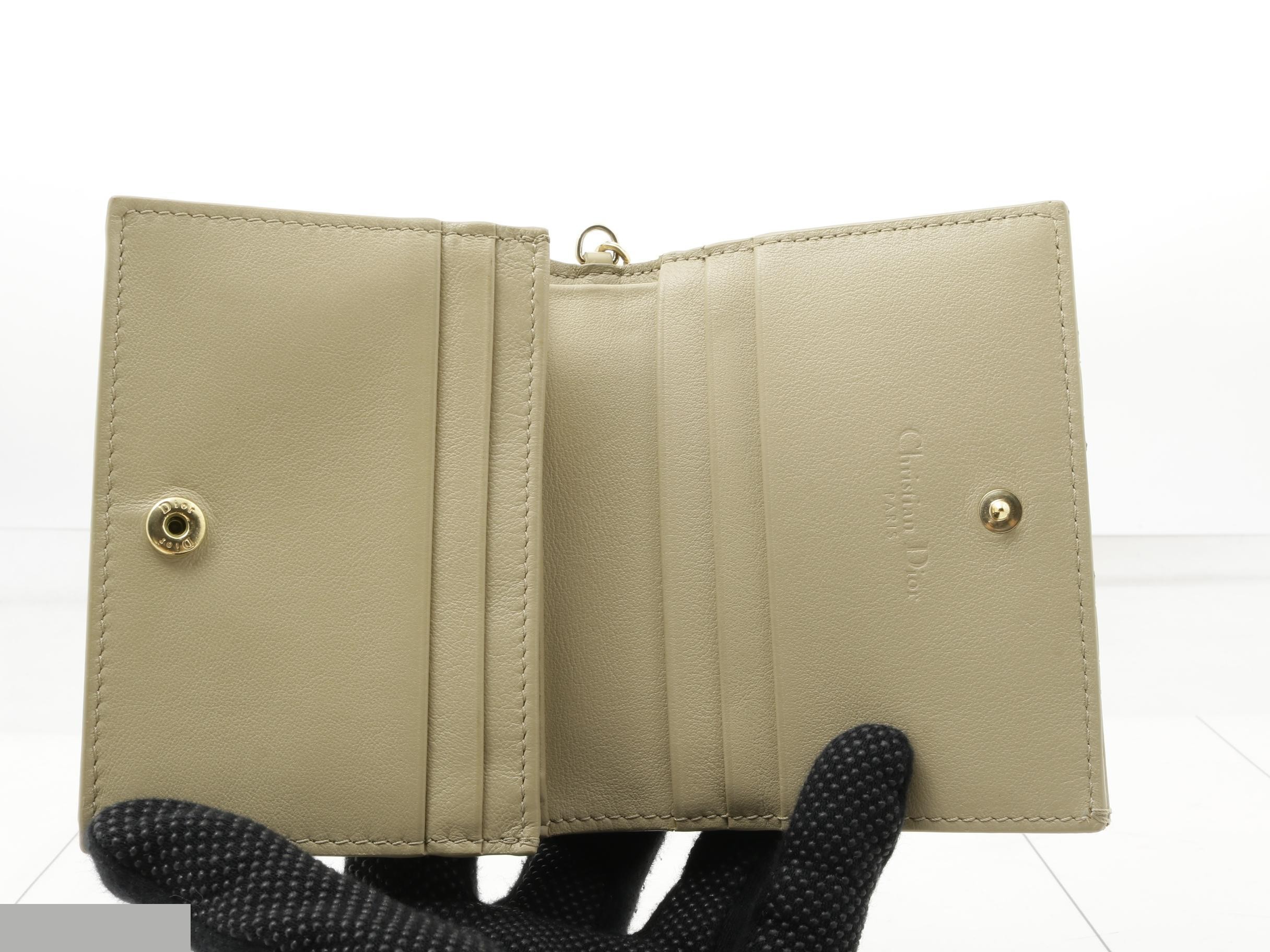 Cannage Enamel Bi-fold Wallet — view 4