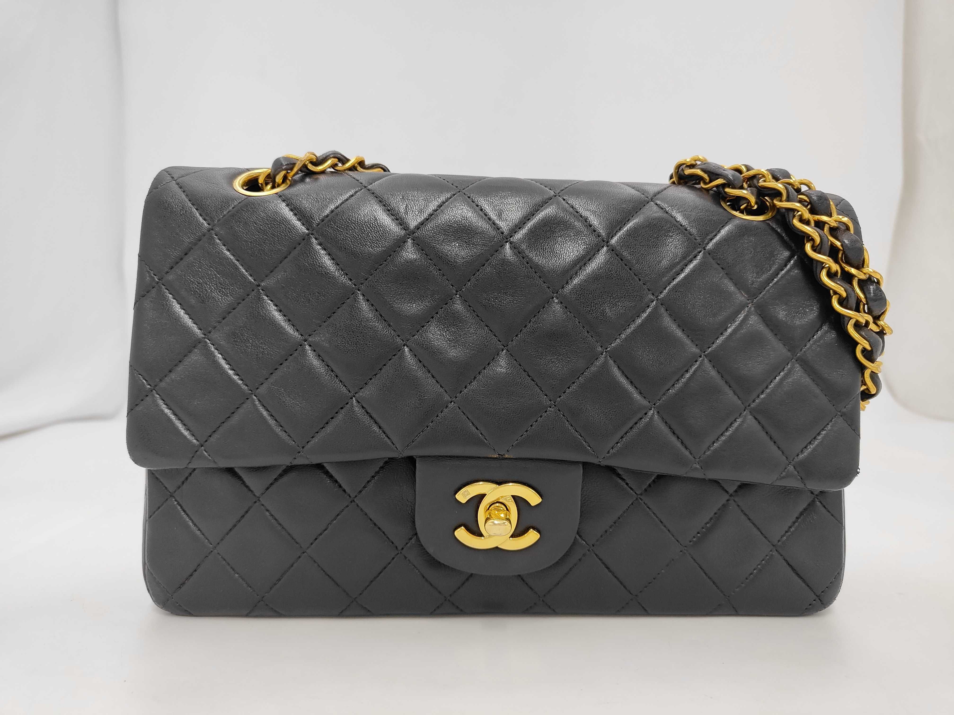 Matelassé 25 Double Flap Double Chain Lambskin Shoulder Bag