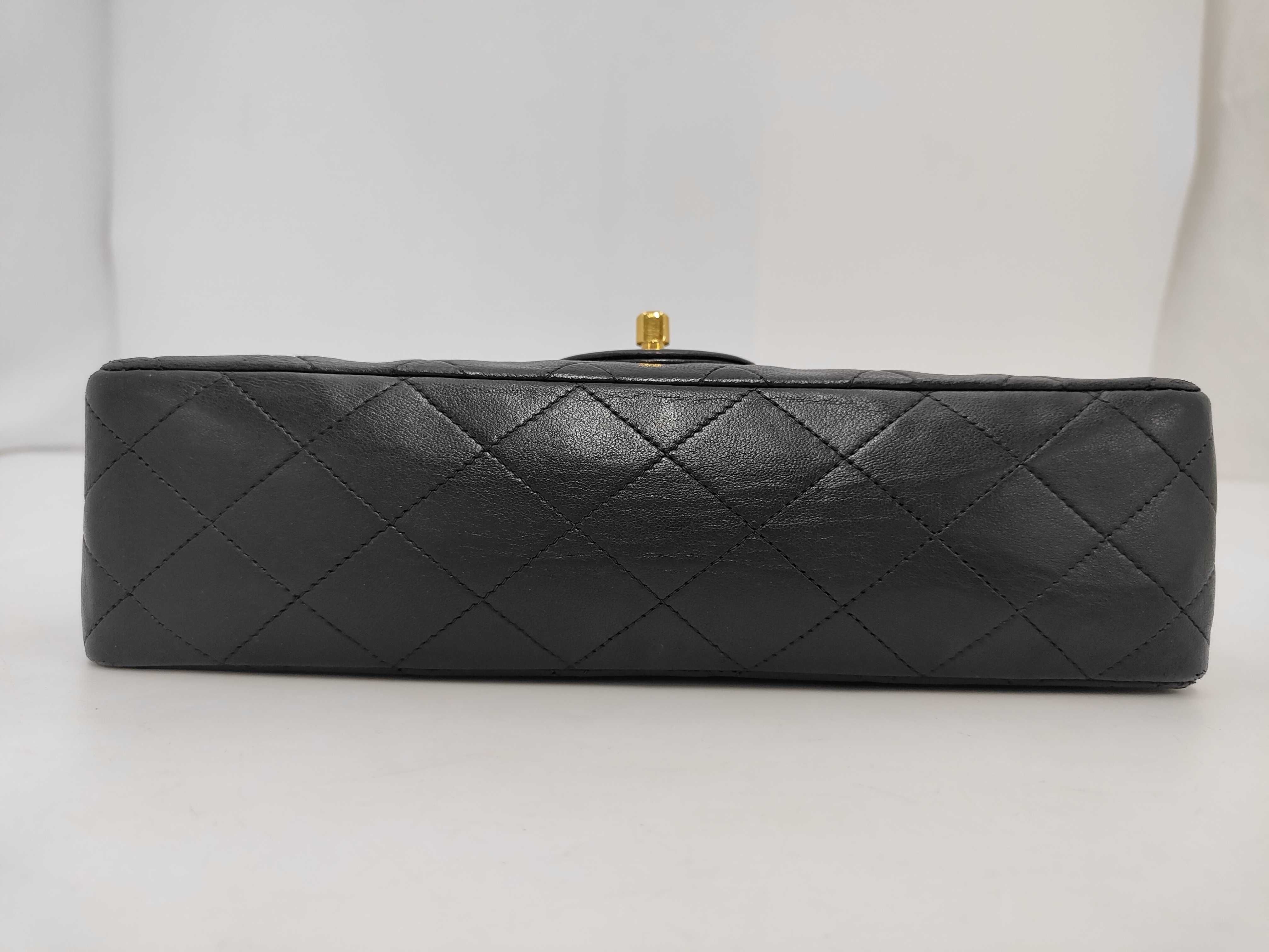 Matelassé 25 Double Flap Double Chain Lambskin Shoulder Bag — view 3