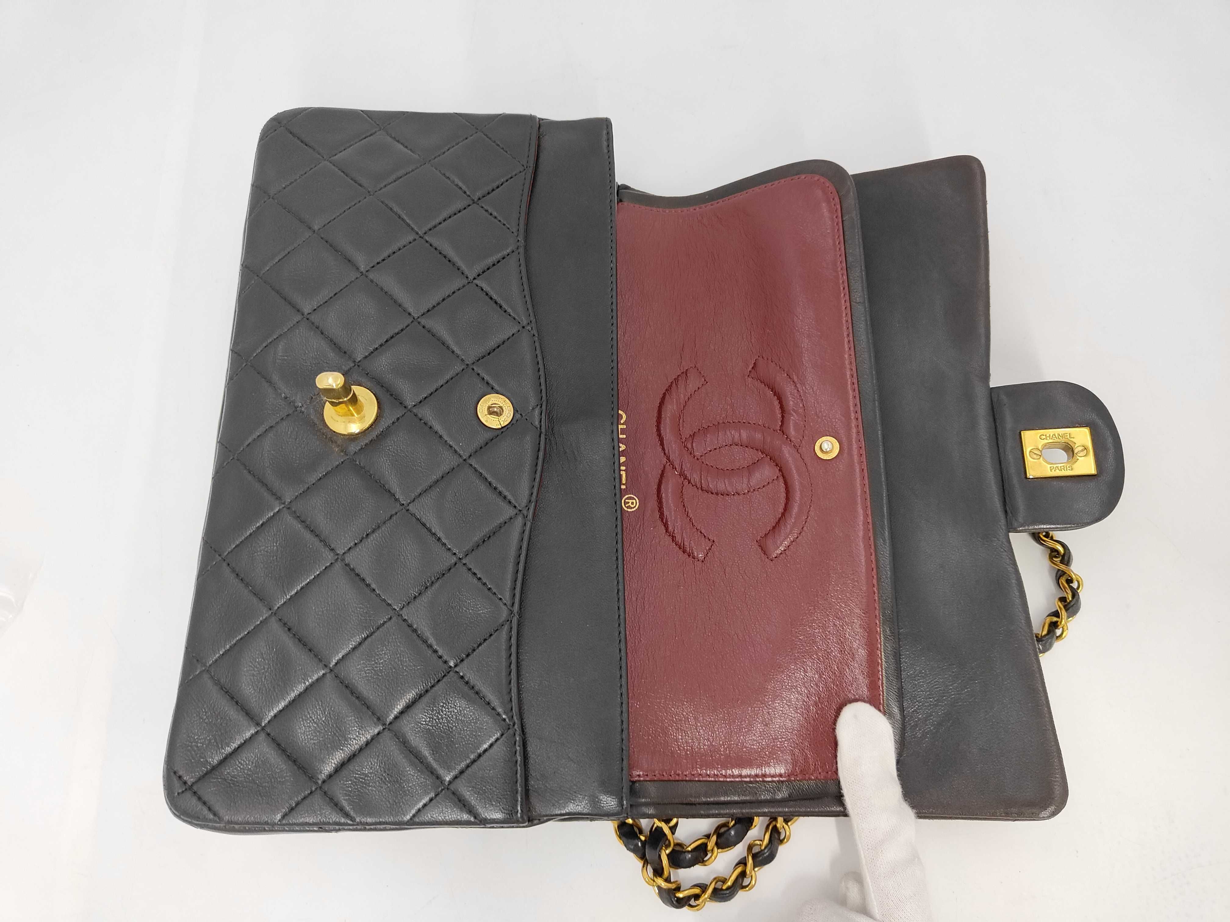 Matelassé 25 Double Flap Double Chain Lambskin Shoulder Bag — view 8