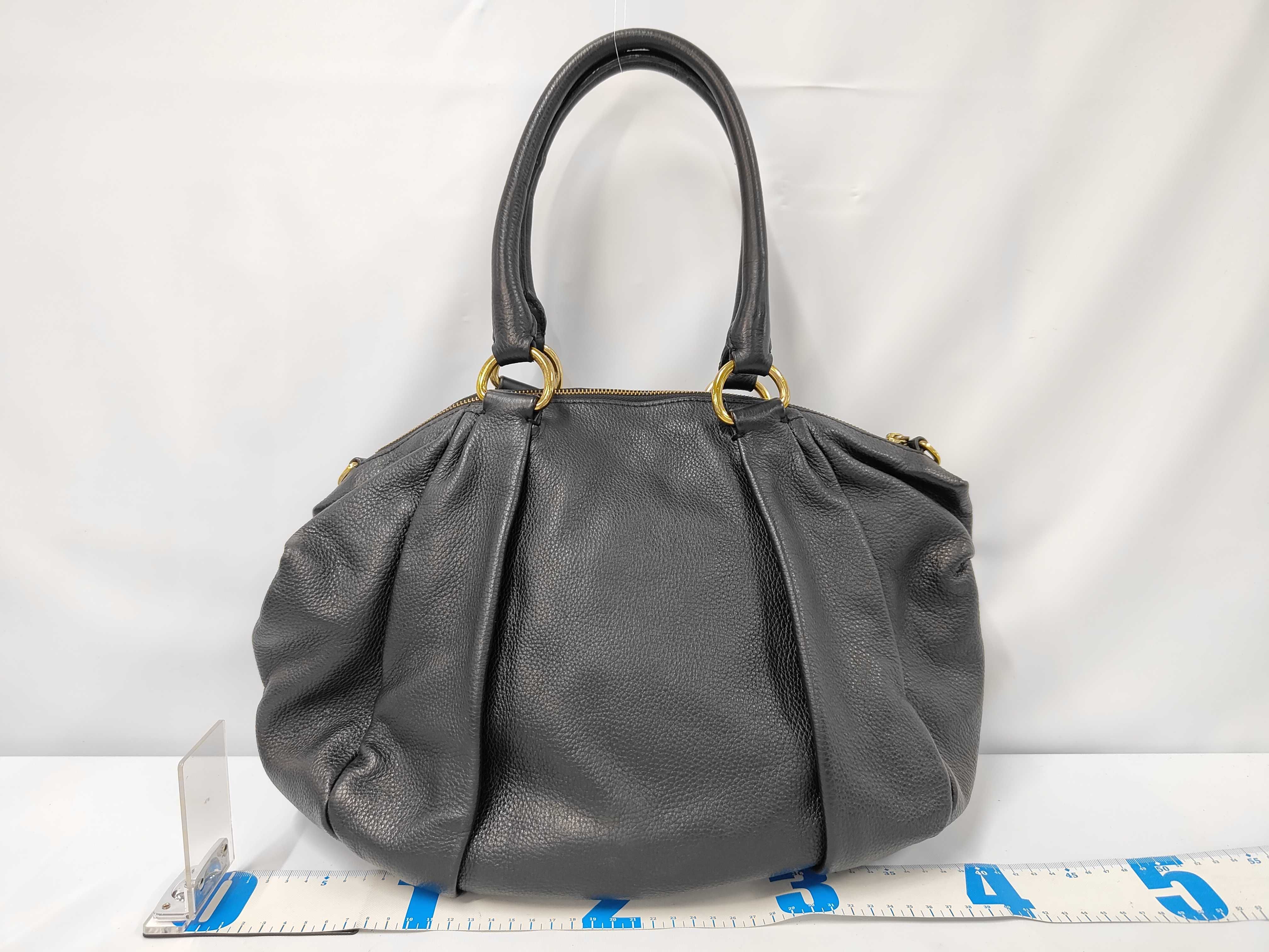 Logo Plate Handbag Leather Black Handbag — view 2