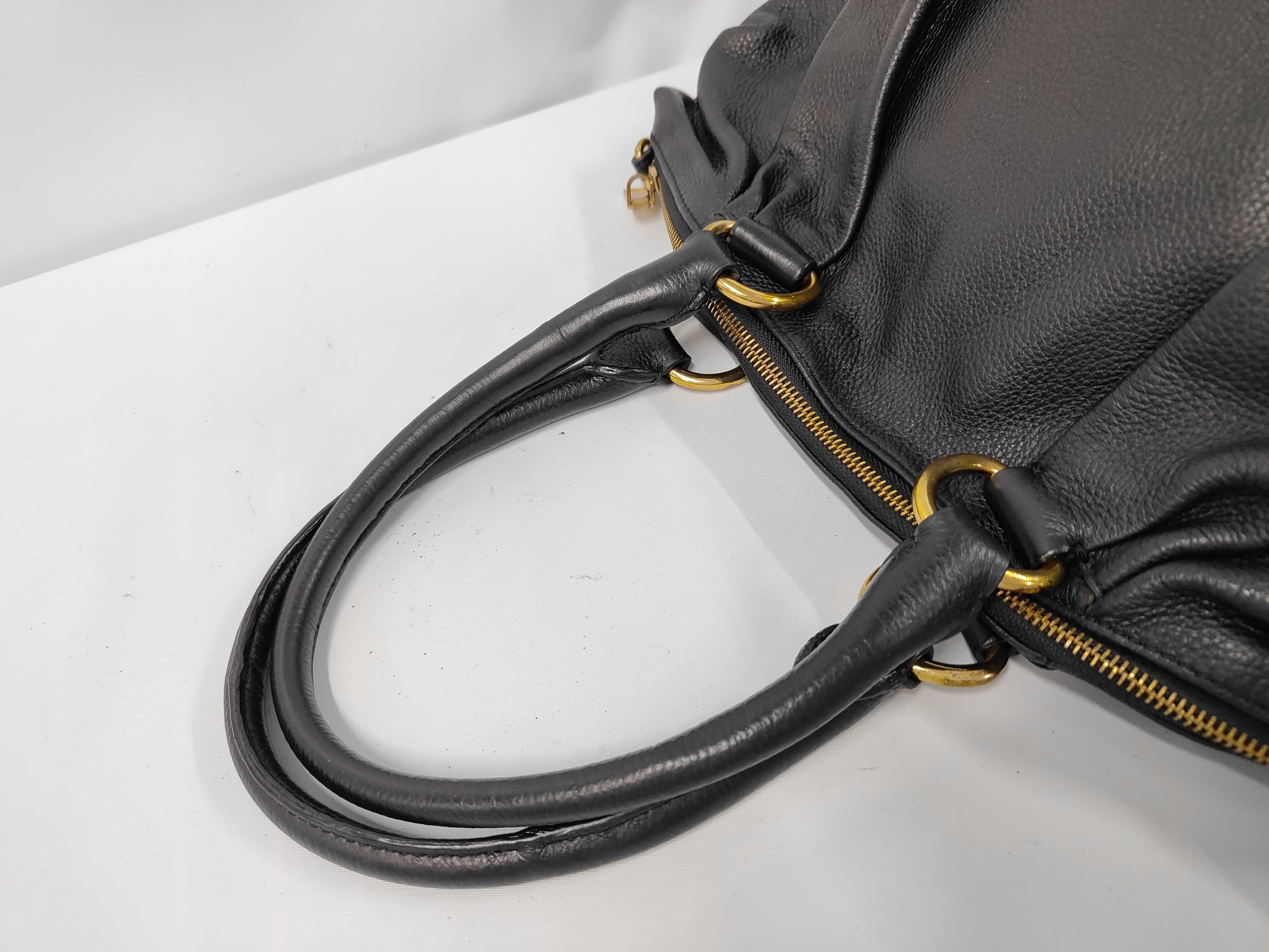 Logo Plate Handbag Leather Black Handbag — view 5