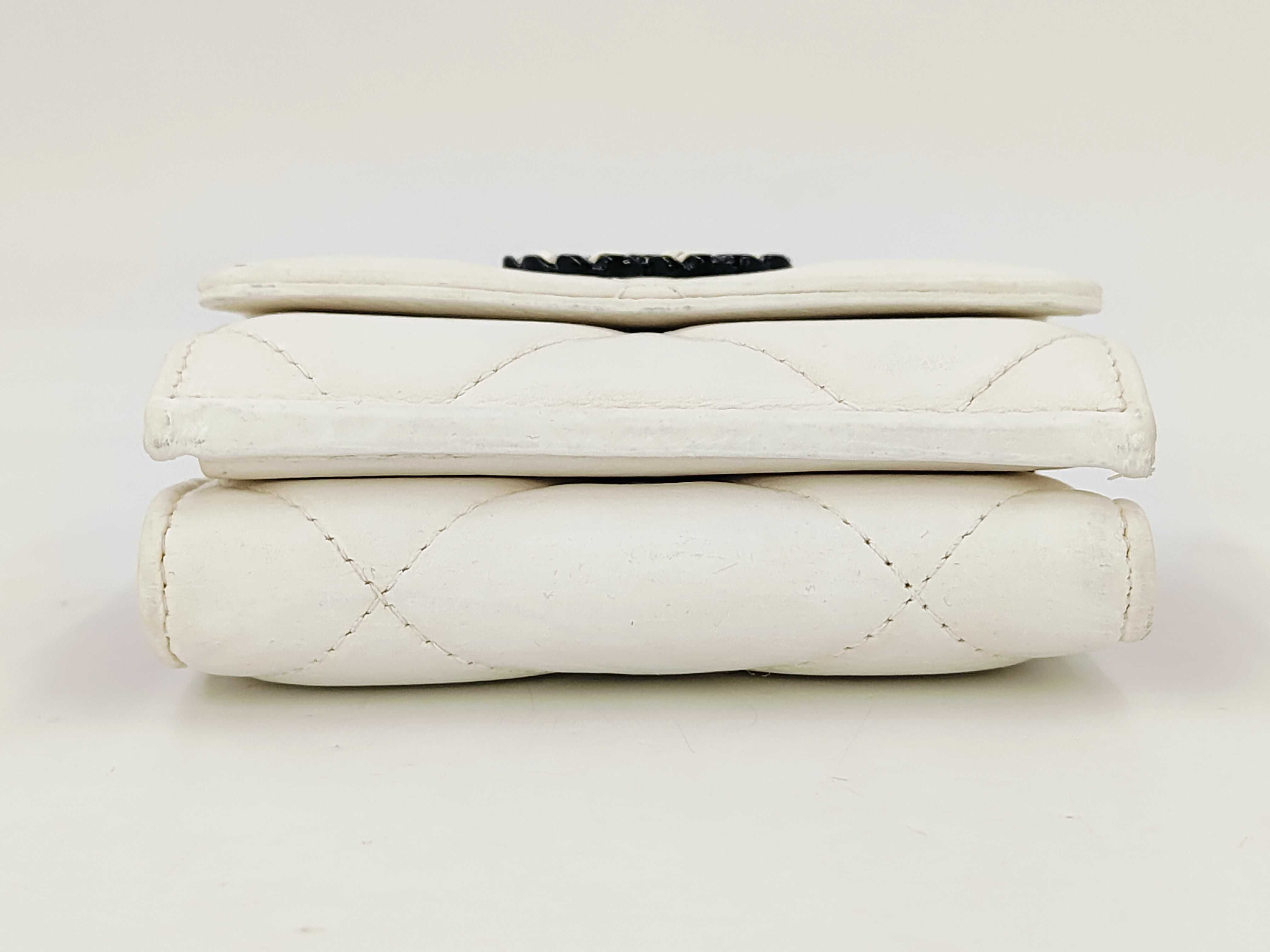 Tri-fold Wallet WHITE Lambskin AP3711 — view 3
