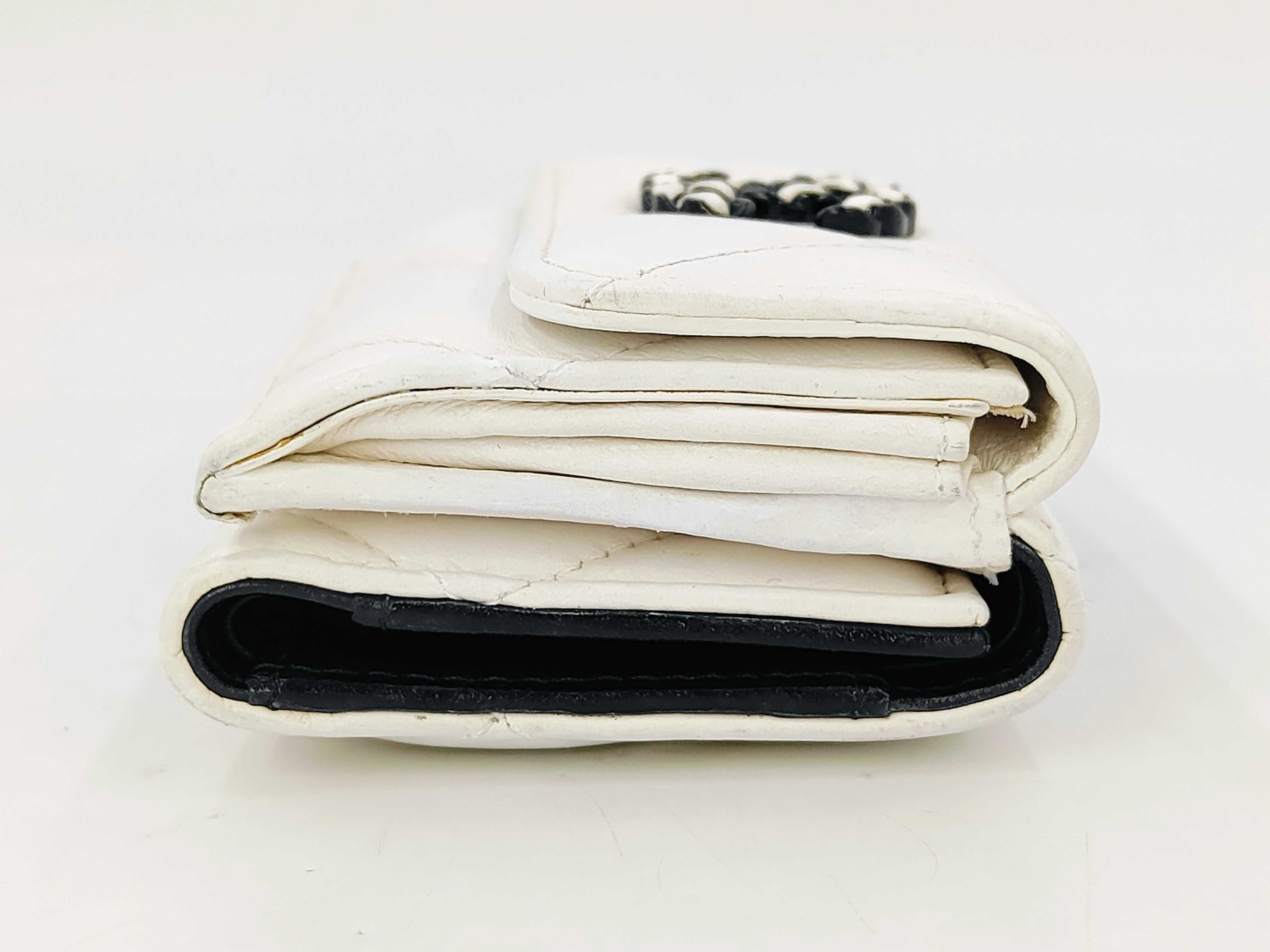 Tri-fold Wallet WHITE Lambskin AP3711 — view 4