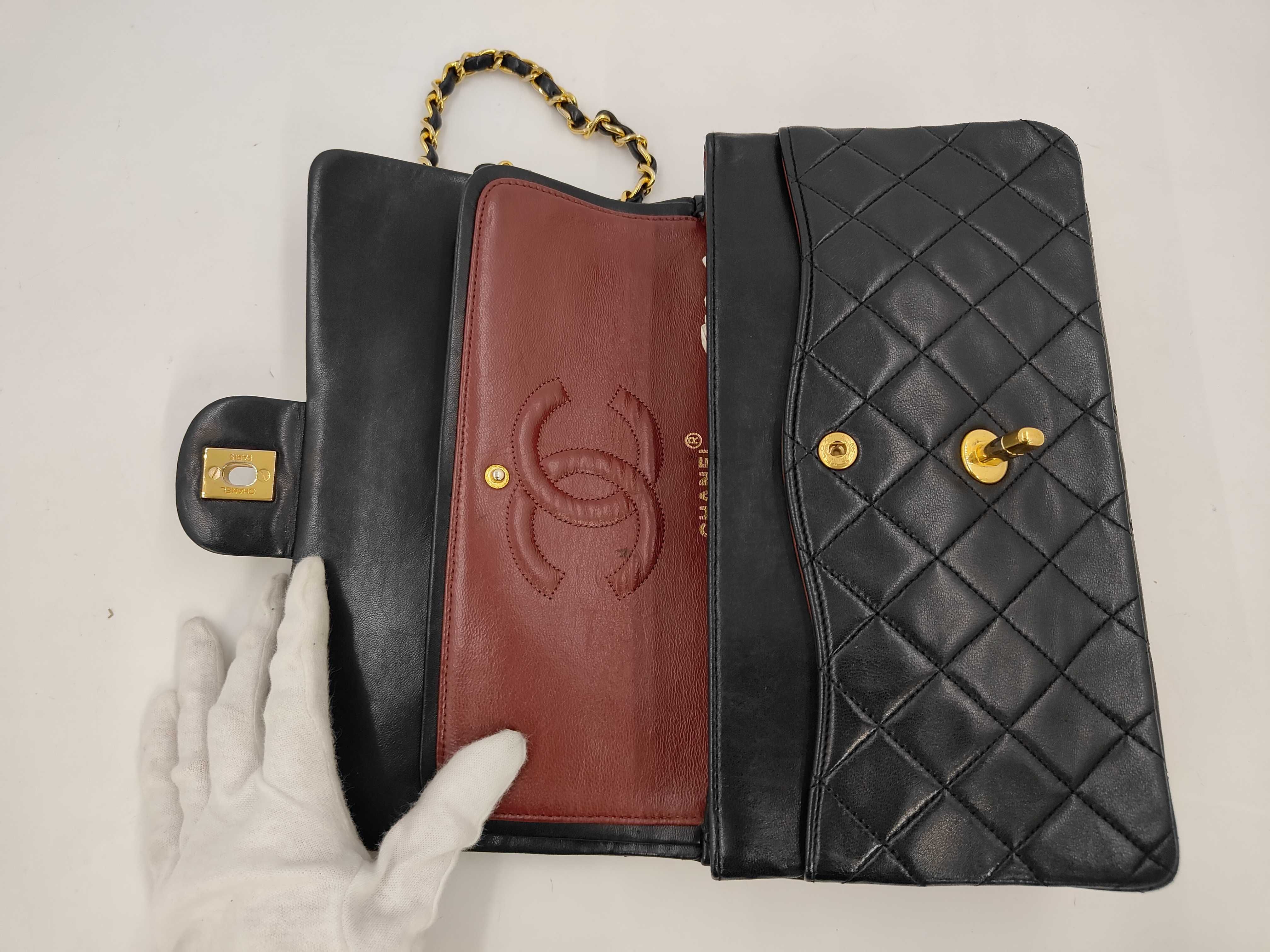 Matelassé 25 Lambskin Double Flap Double Chain Shoulder Bag — view 9