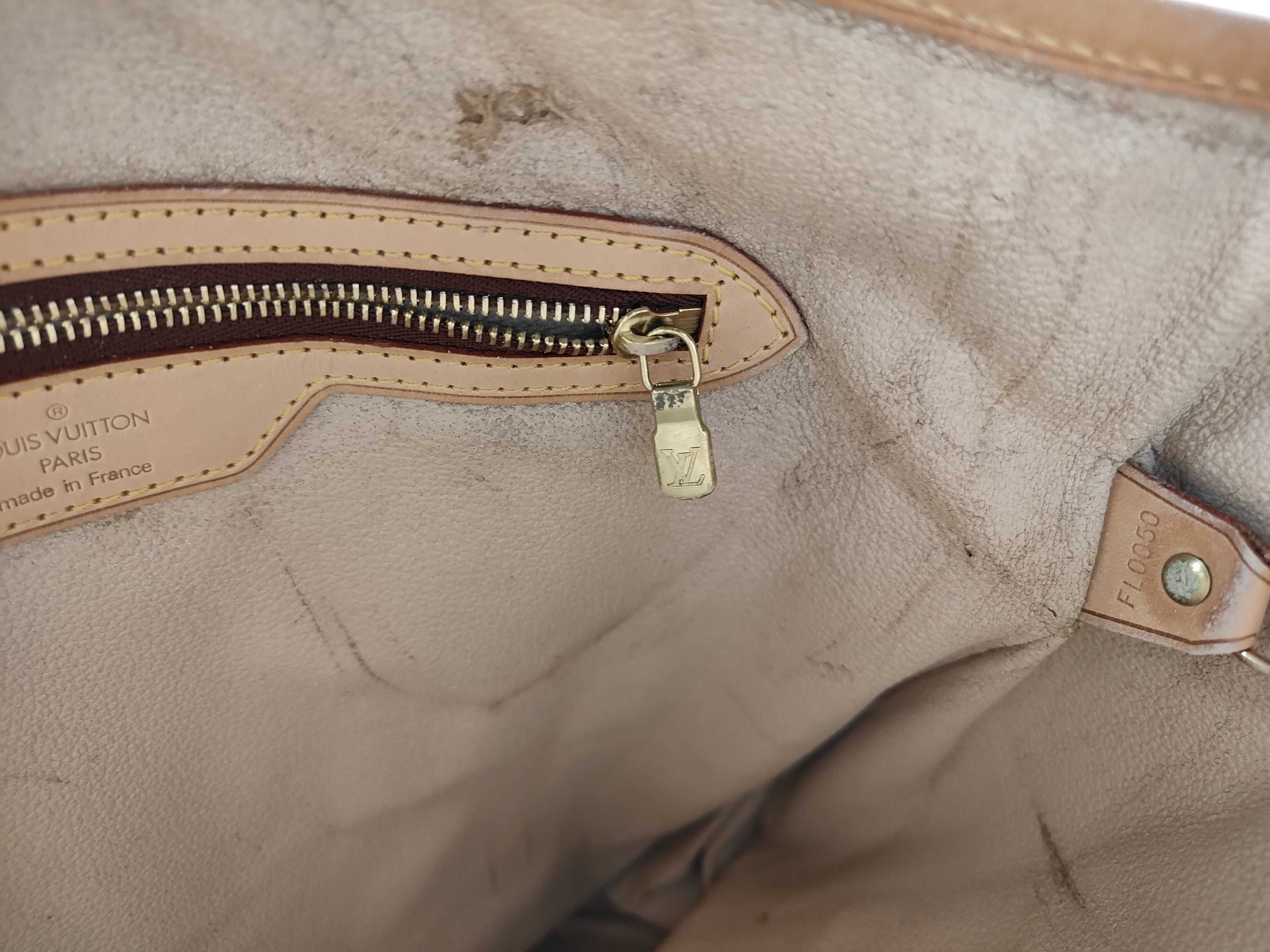 Monogram Vuitton Bucket GM M42236 Shoulder Bag — view 12