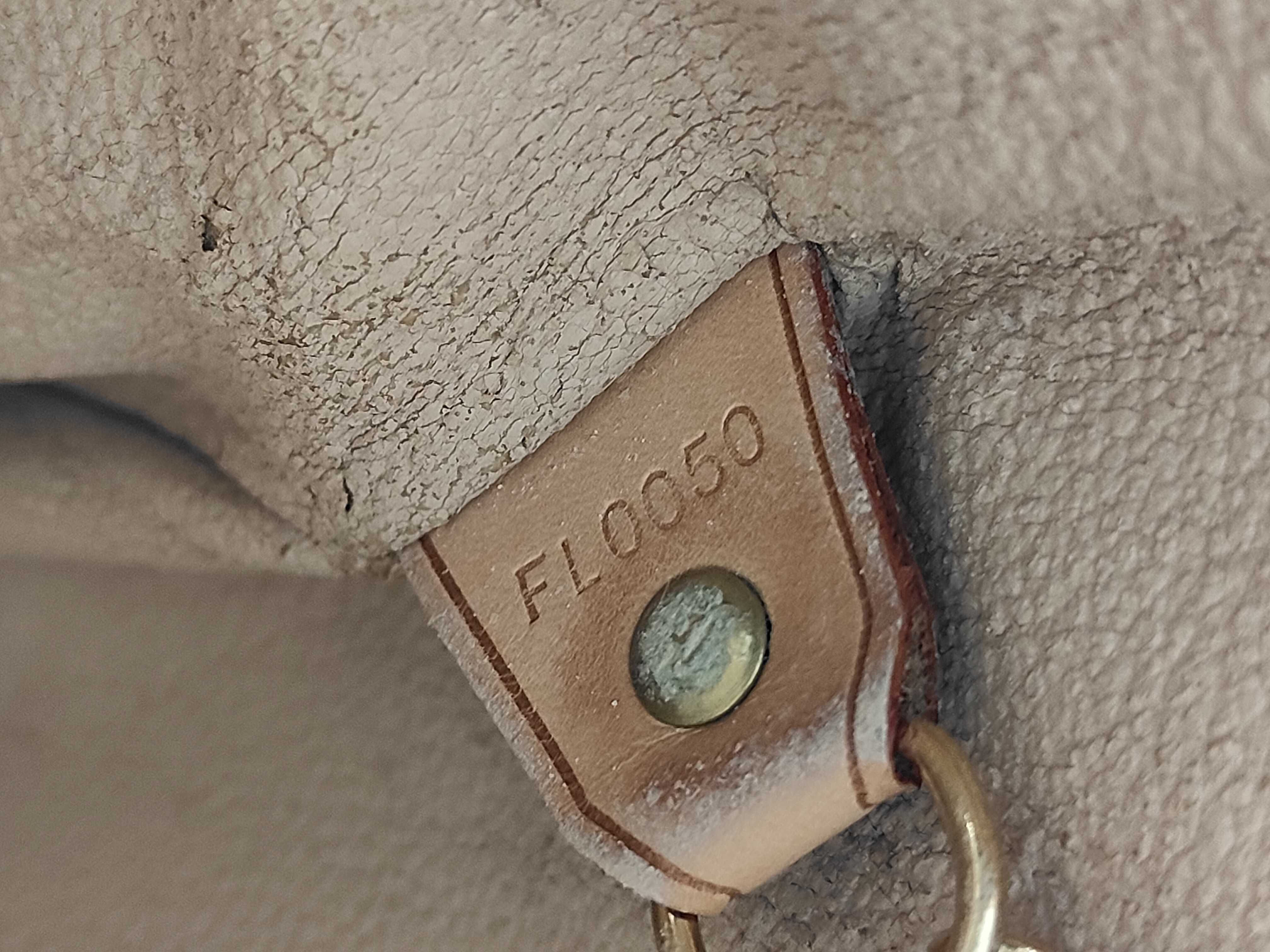 Monogram Vuitton Bucket GM M42236 Shoulder Bag — view 13