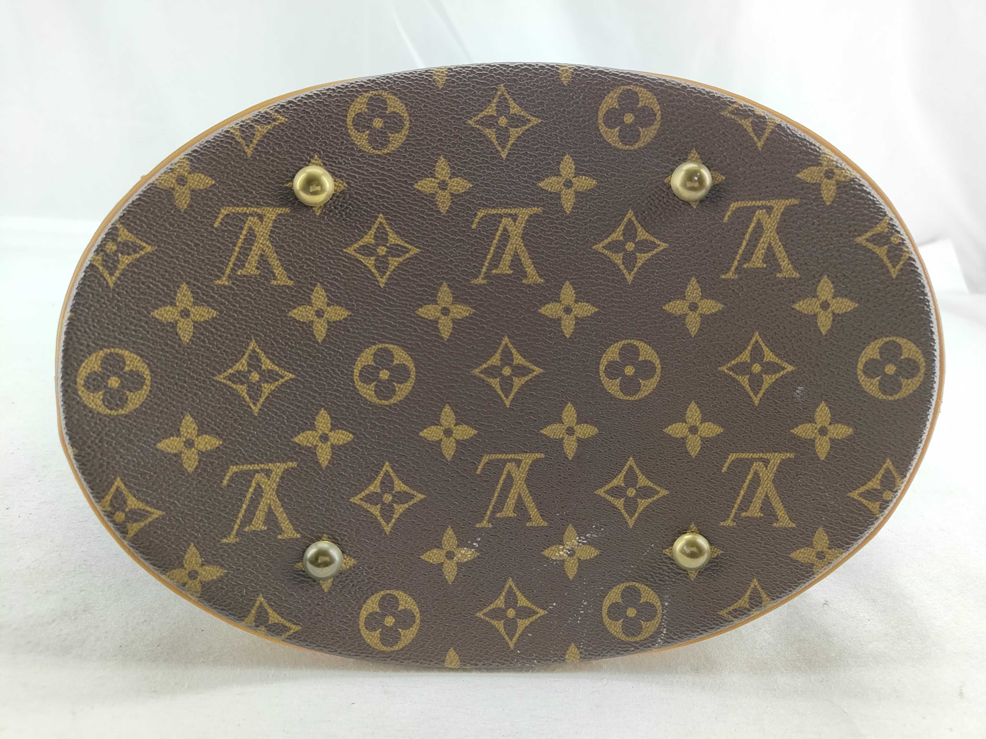 Monogram Vuitton Bucket GM M42236 Shoulder Bag — view 9