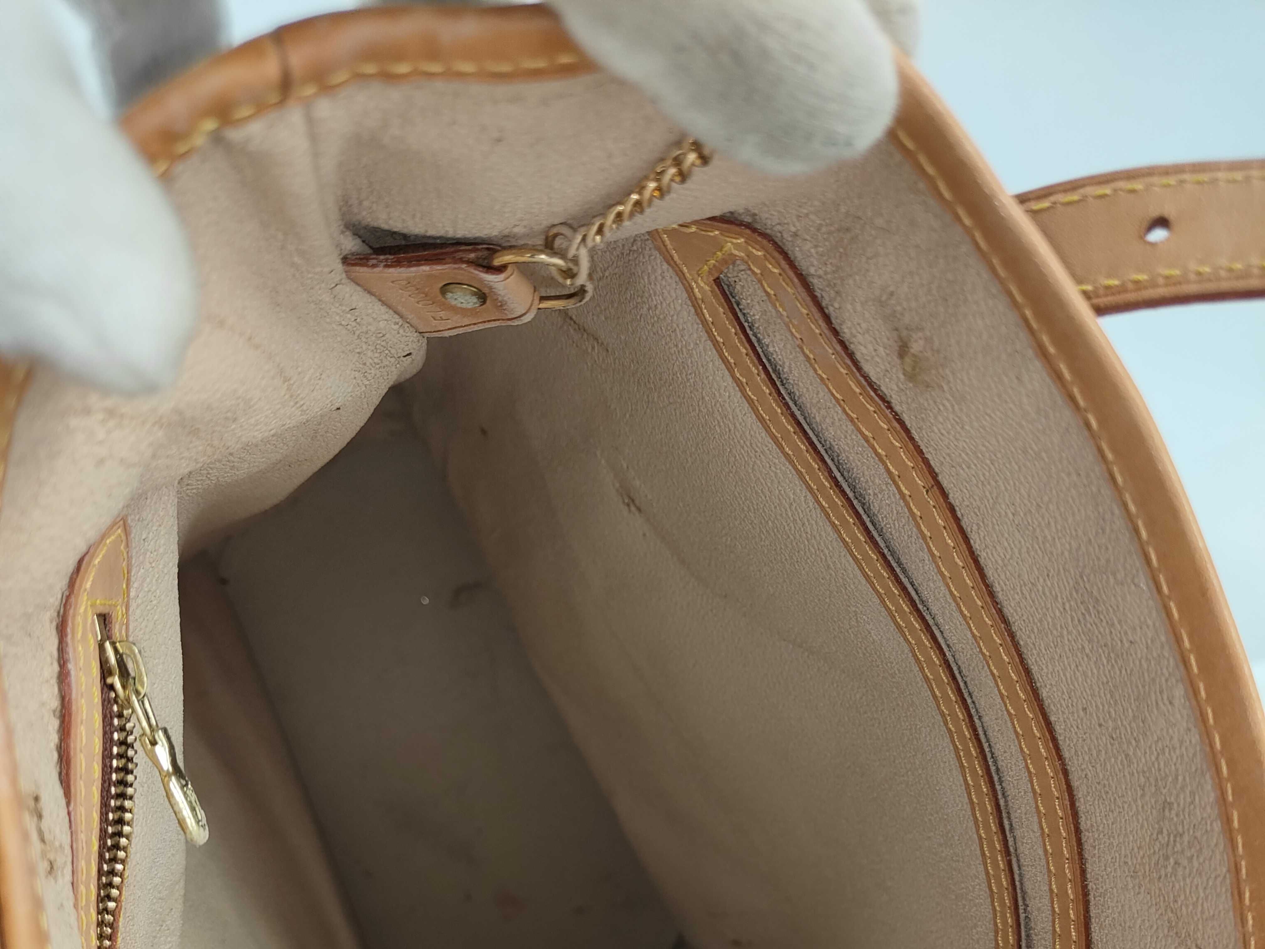 Monogram Vuitton Bucket GM M42236 Shoulder Bag — view 10