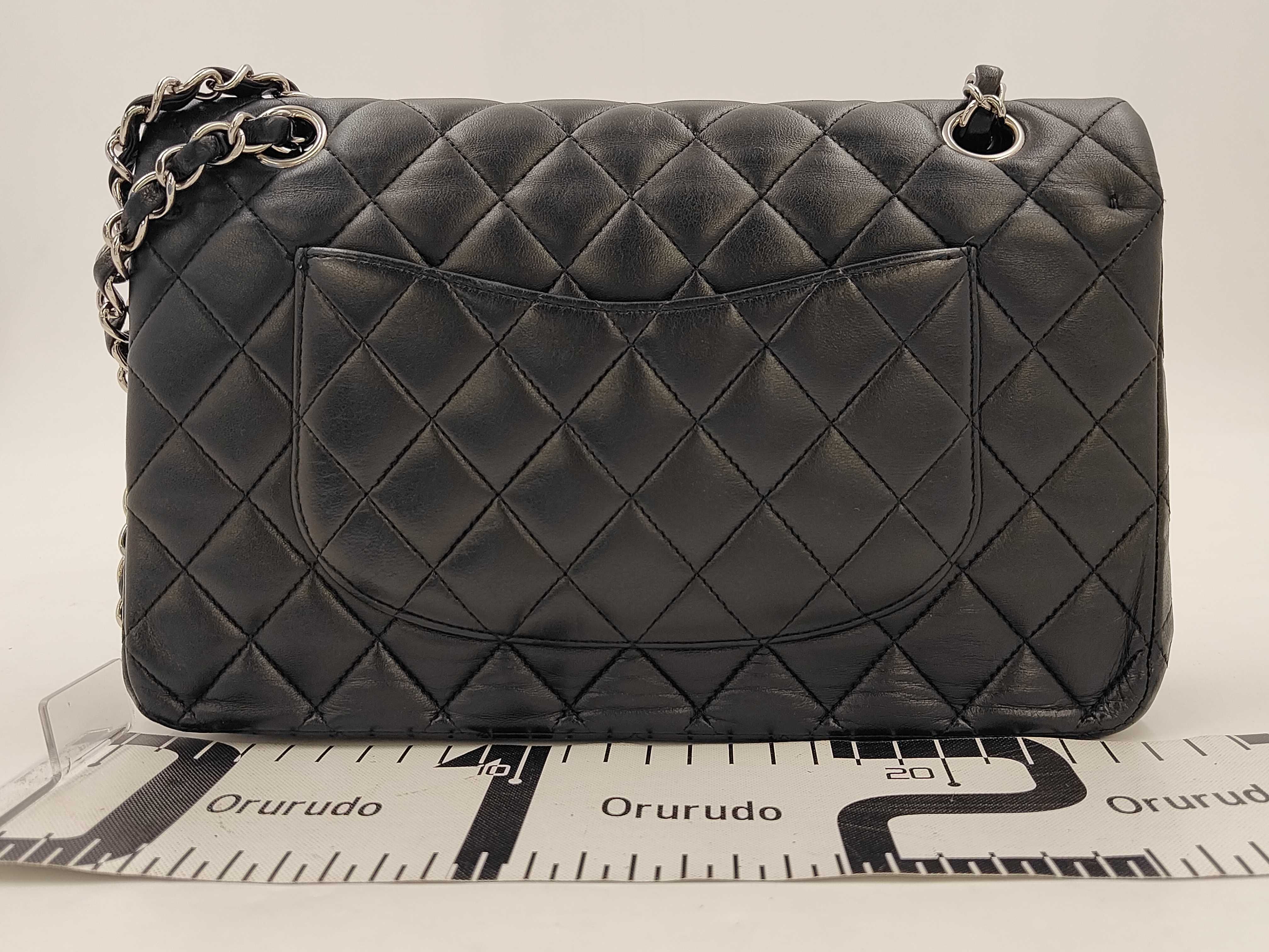 Double Flap CF Medium Chain Bag Black Silver Buckle Shoulder Bag — view 2