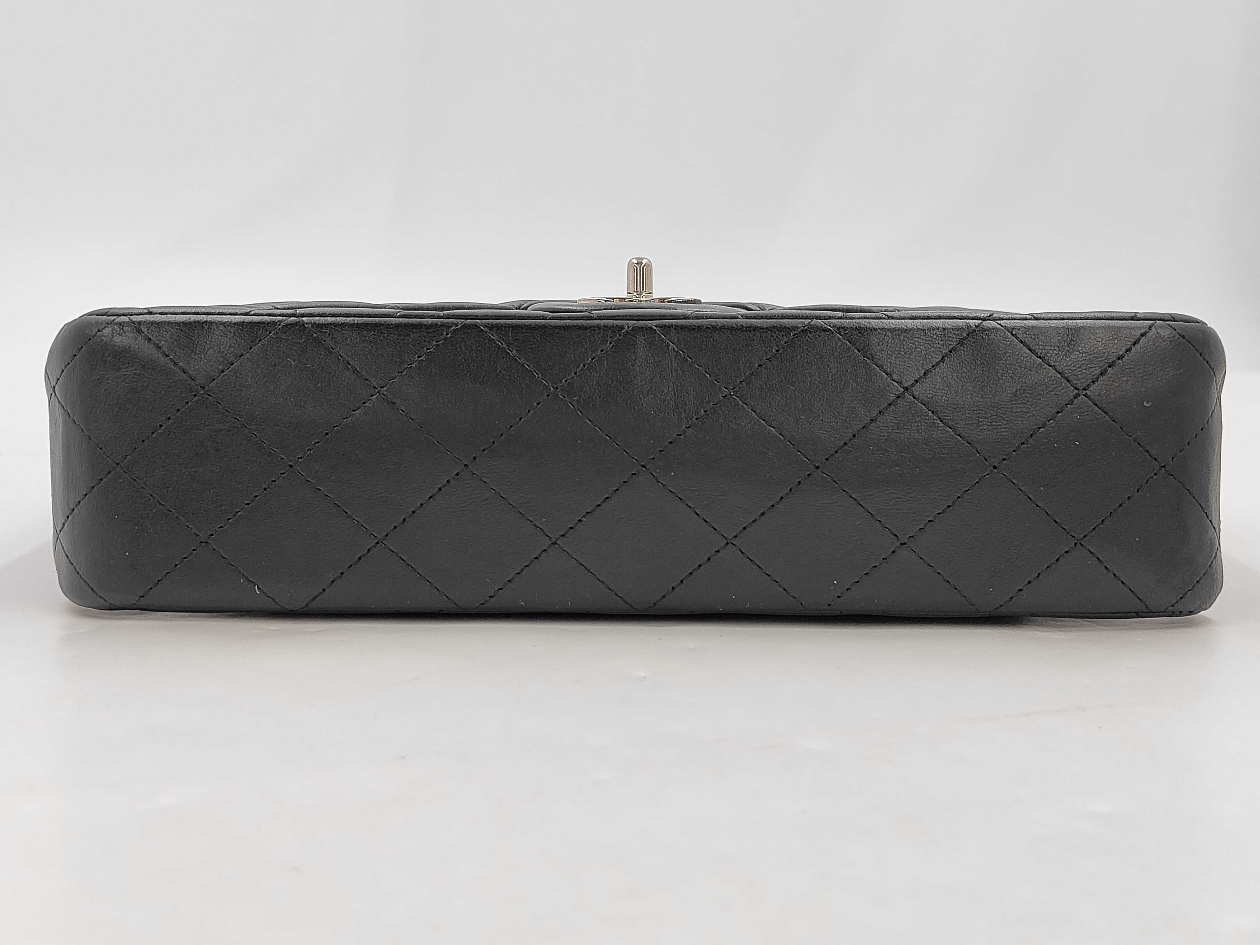 Double Flap CF Medium Chain Bag Black Silver Buckle Shoulder Bag — view 7