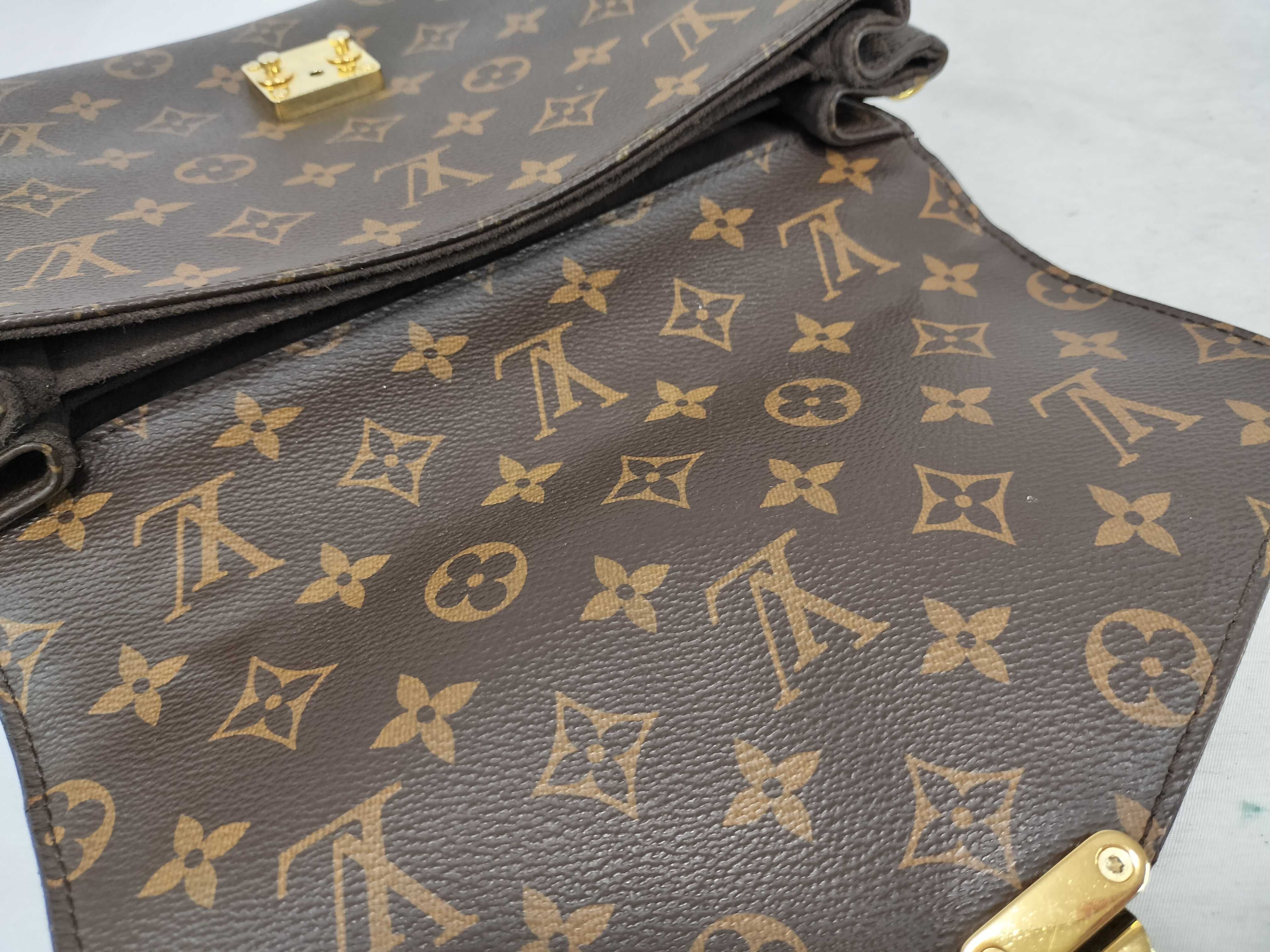 Monogram Pochette Métis Handbag — view 8