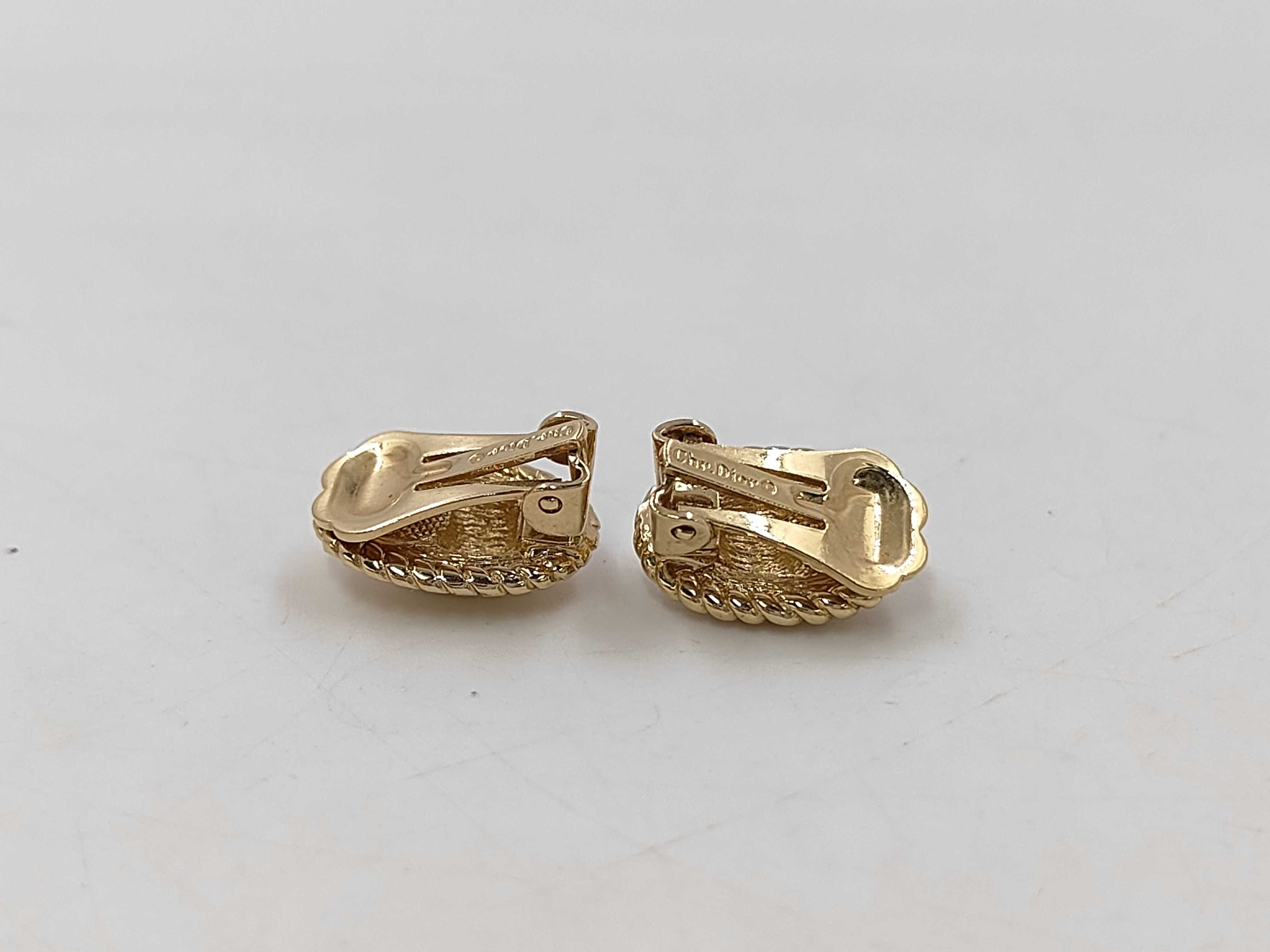 earrings — view 3