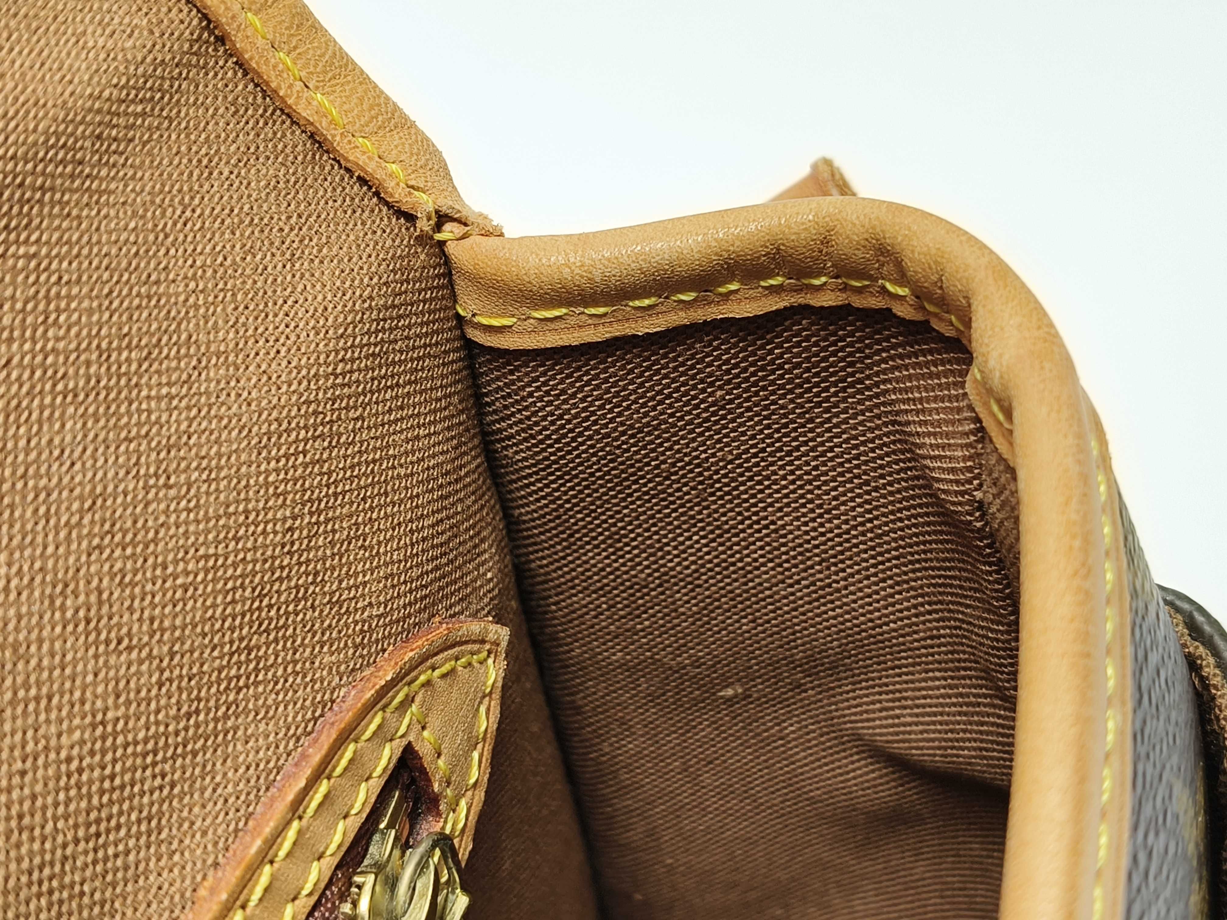 Monogram Louis Vuitton Monogram Sologne Shoulder Bag — view 9
