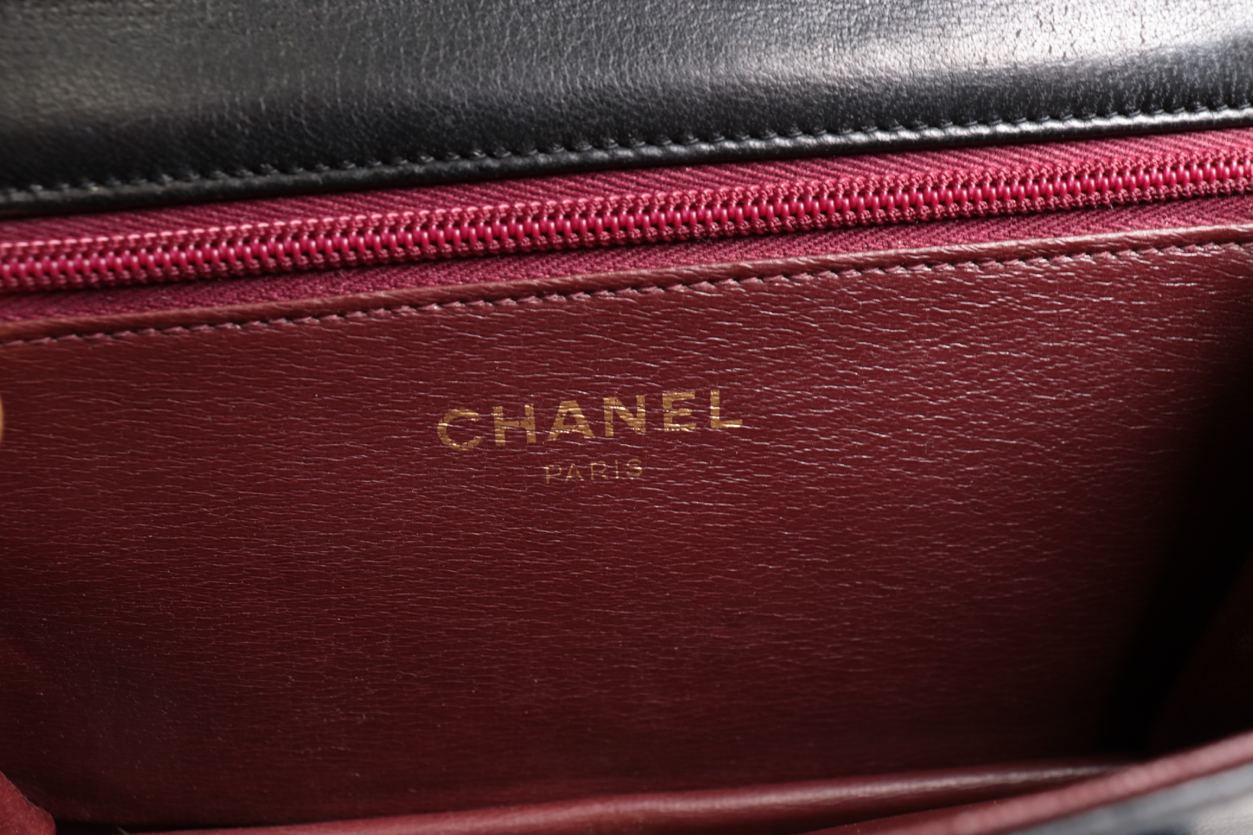 Push-Lock Lambskin Chain Shoulder Bag (Series 5) — view 7