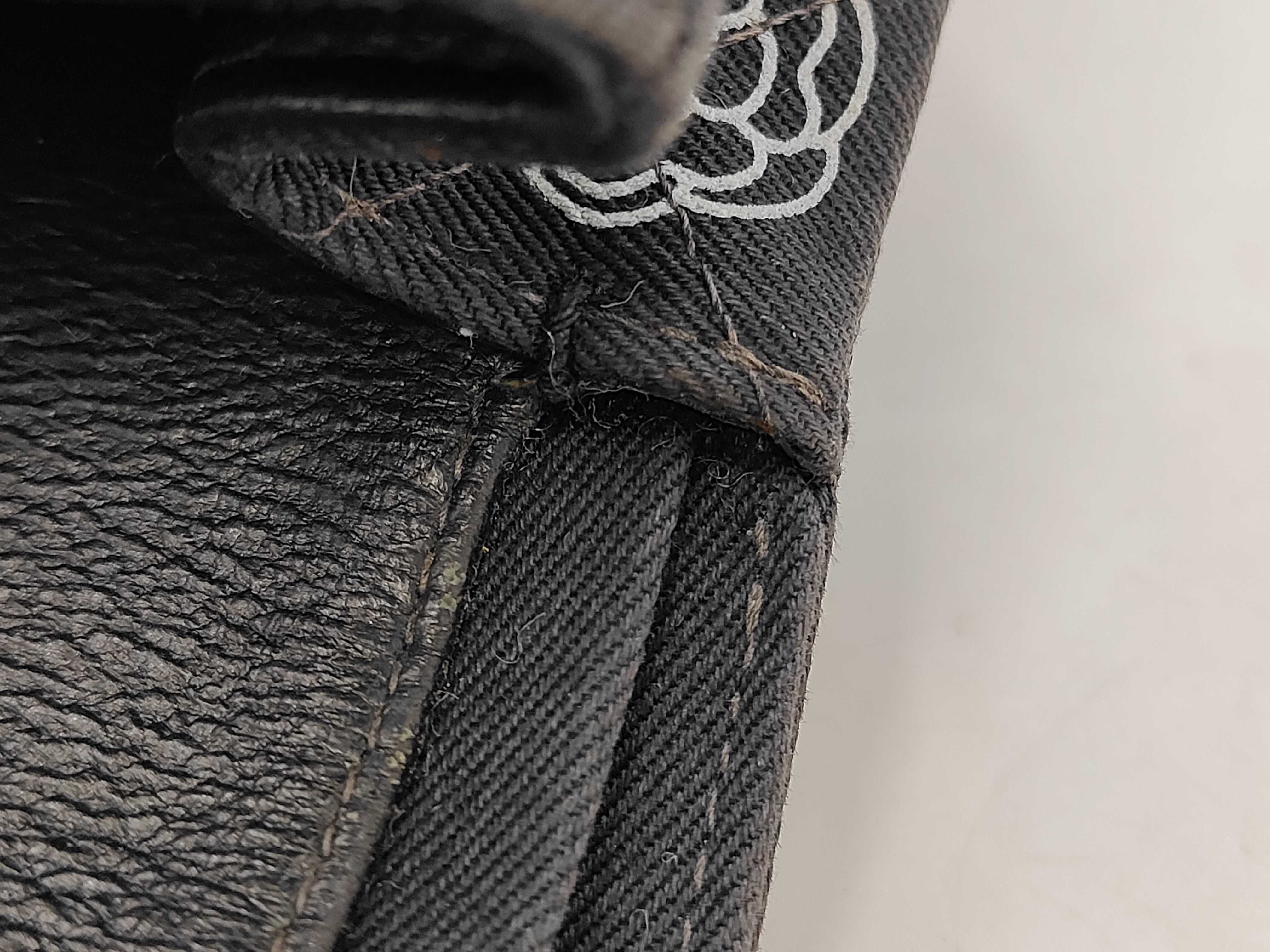 Double Flap Icon Print Chain Shoulder Bag — view 9