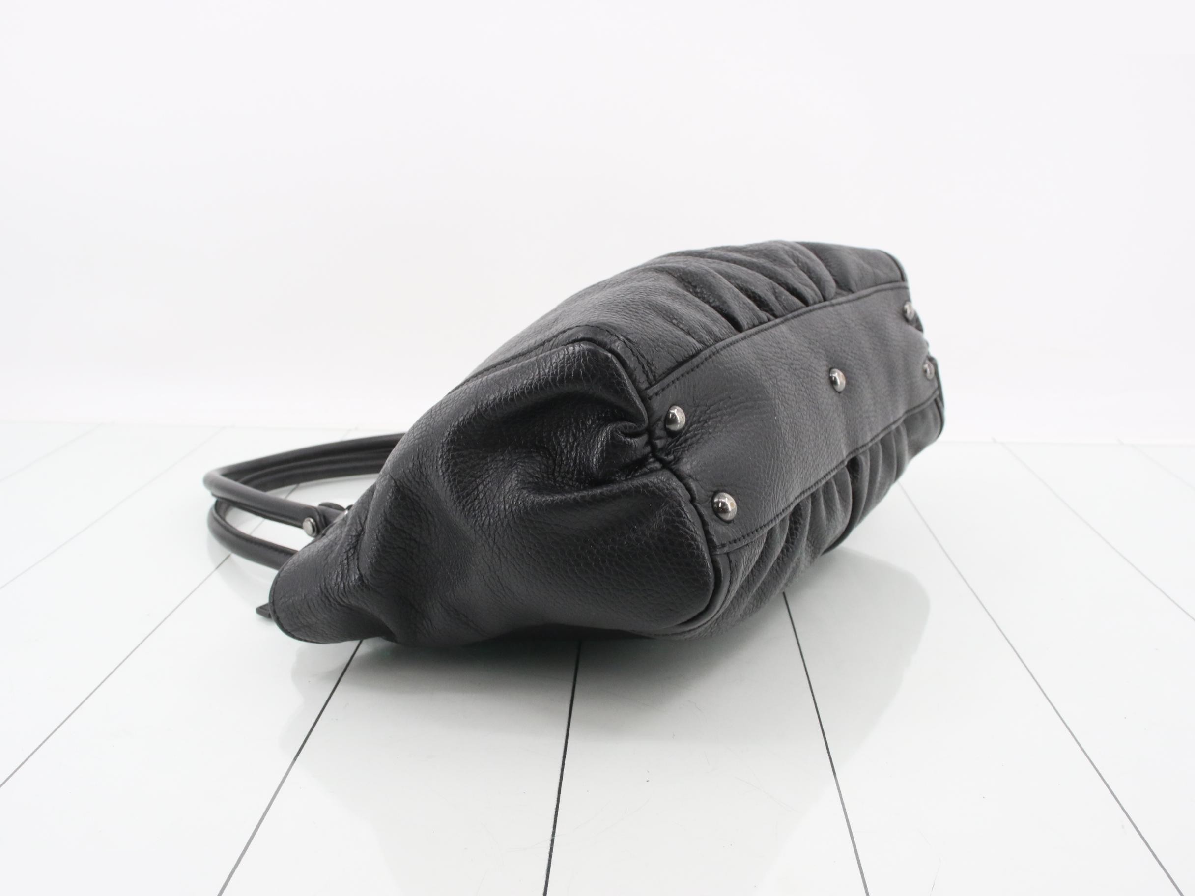 Abbey D-ring handbag, calfskin leather, black, silver hardware — view 5
