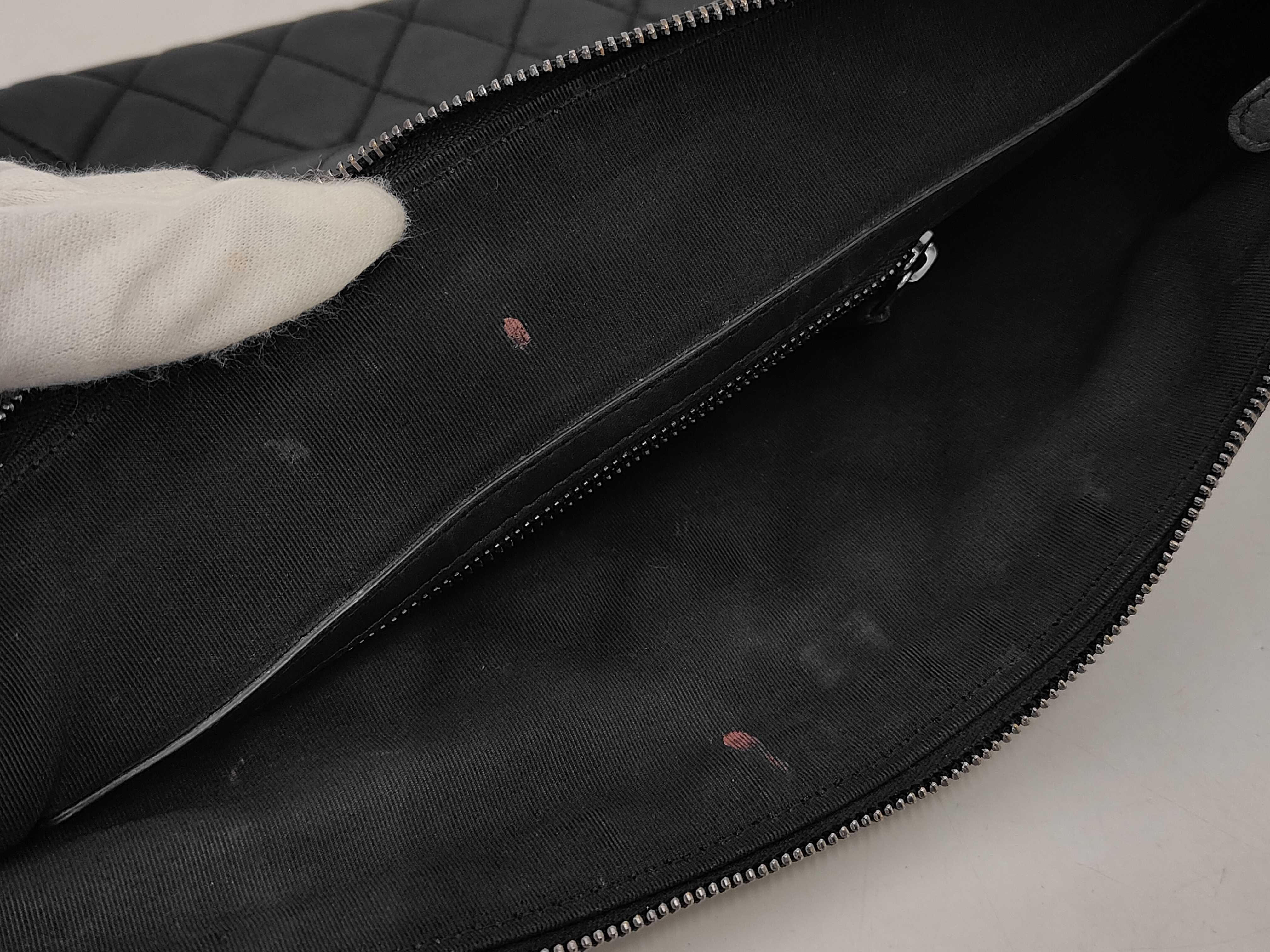Matelassé Lambskin Clutch Bag (Serial Number 22) — view 10