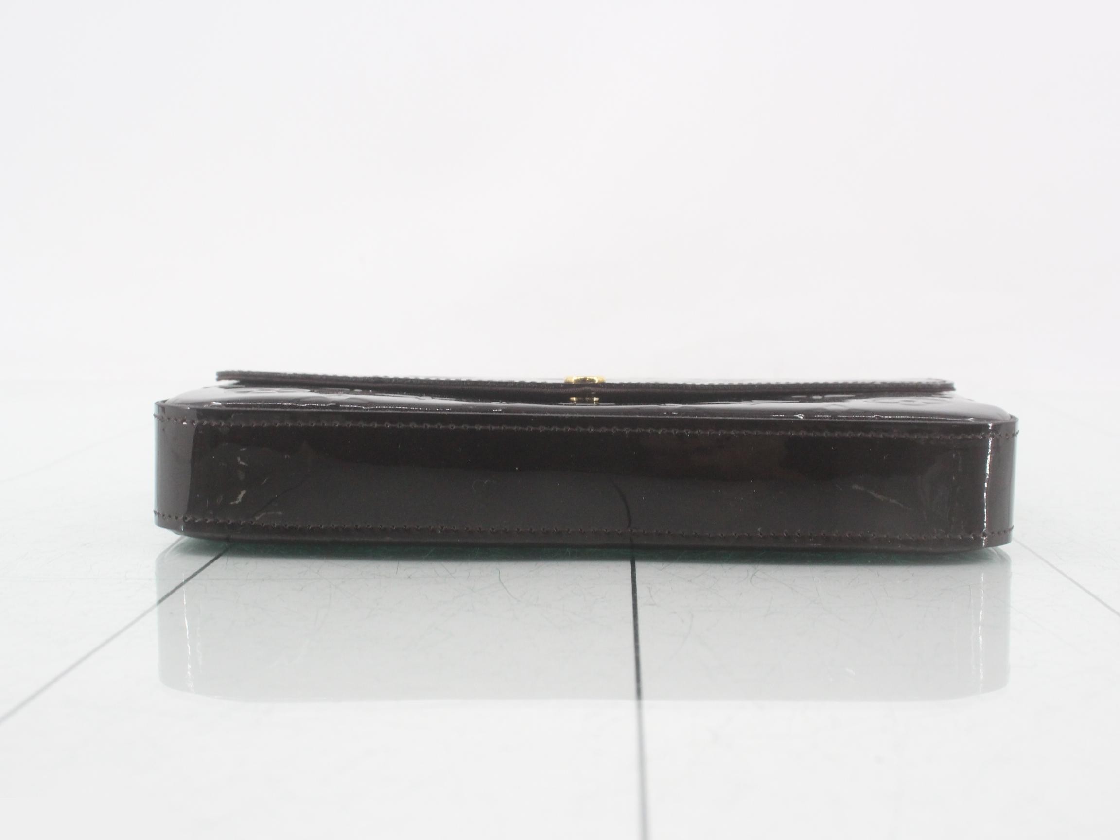 Vernis Pochette Felicie Amarante Shoulder Bag with Case — view 3