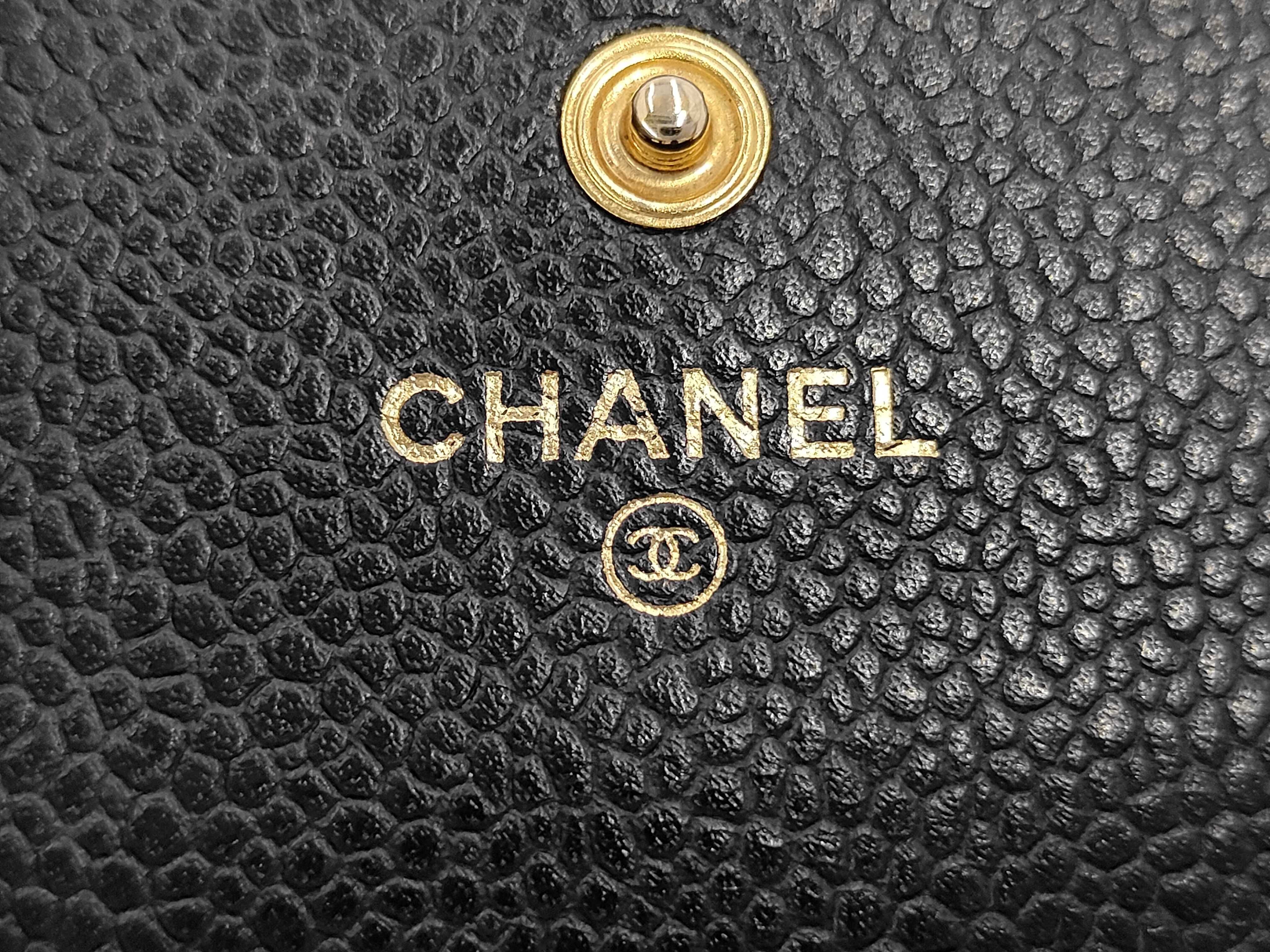 Caviar Skin Matelassé Bi-fold Long Wallet, Seal No. 17 — view 11
