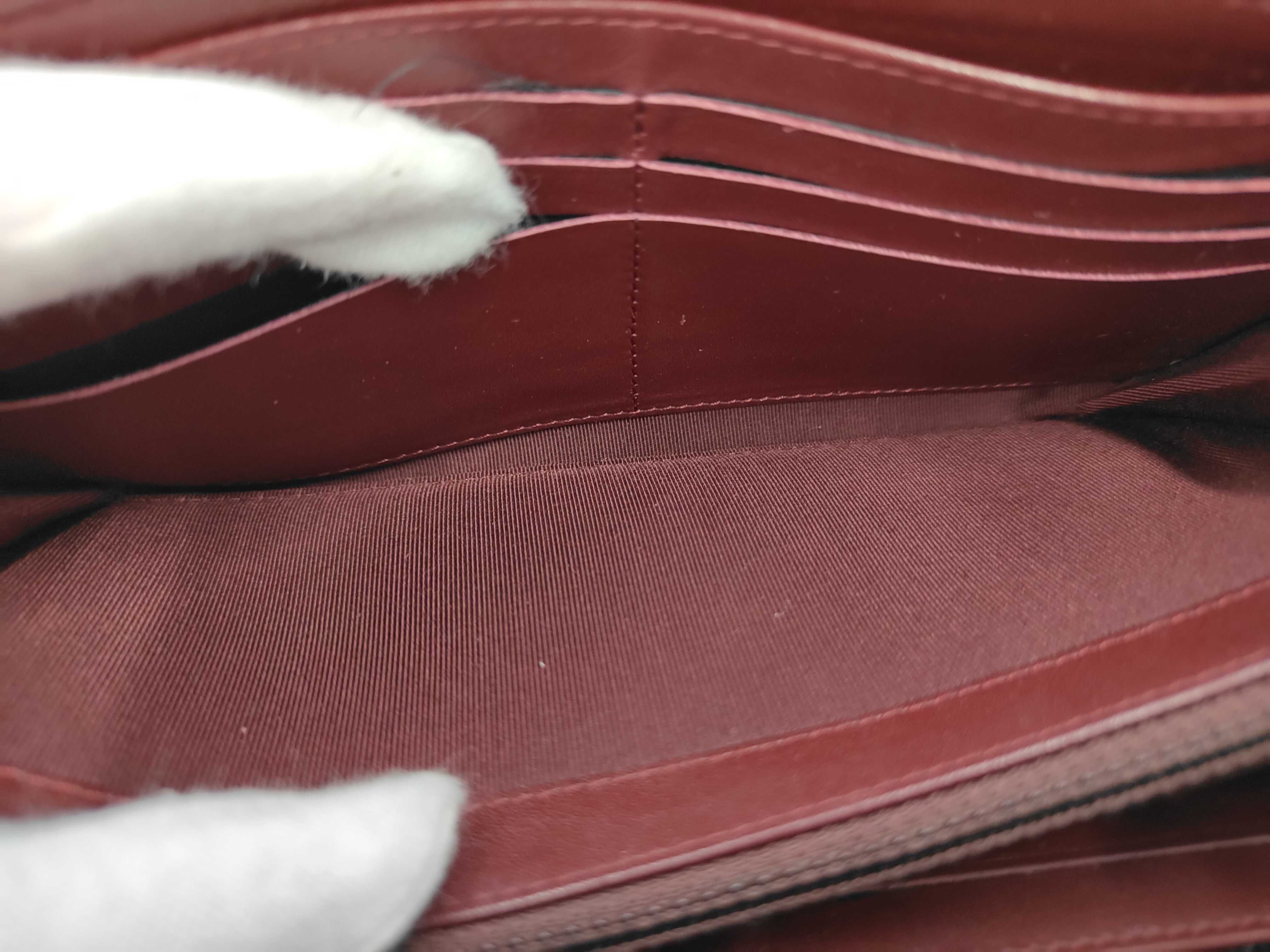 Caviar Skin Matelassé Bi-fold Long Wallet, Seal No. 17 — view 9
