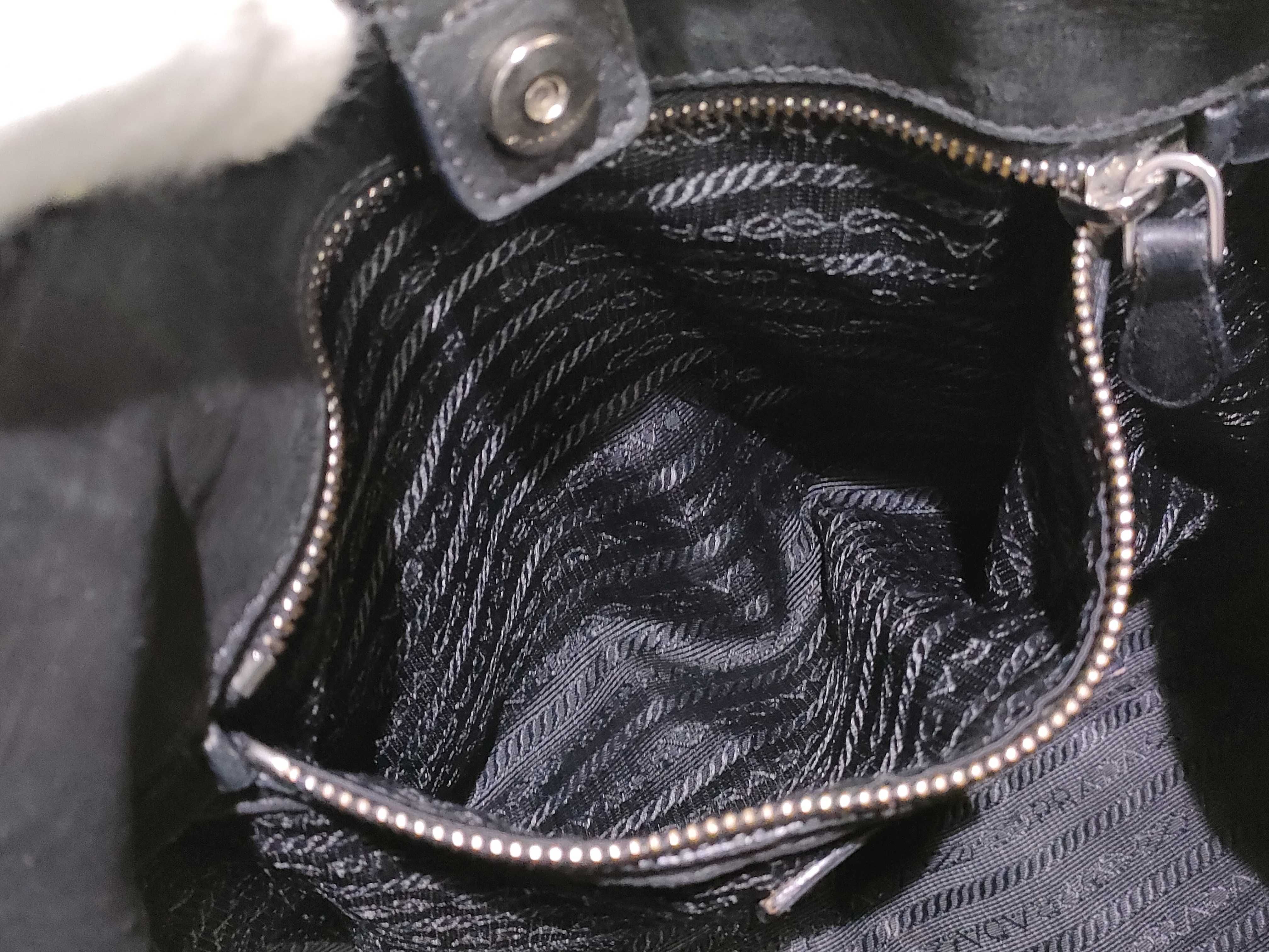 Leather Frill Shoulder Bag Handbag — view 9