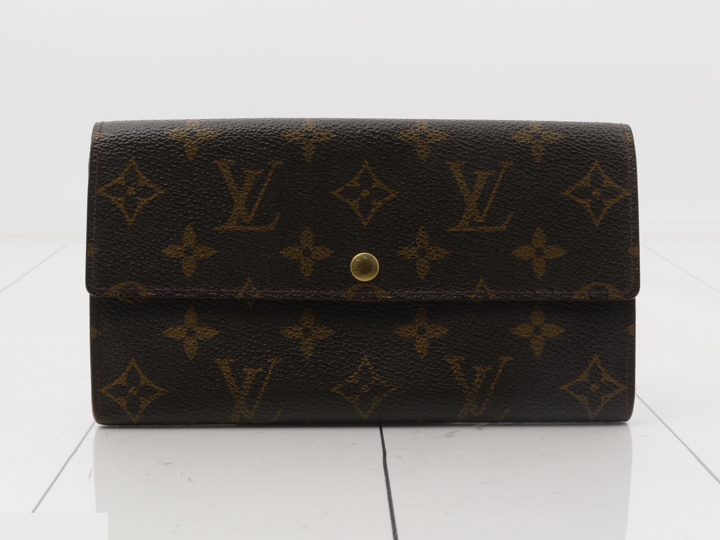 Monogram Pochette Portemonnaie Credit Card (2 cards)