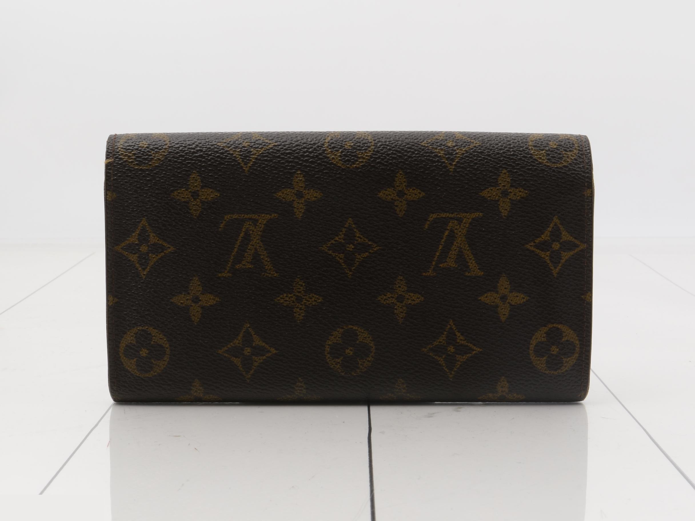 Monogram Pochette Portemonnaie Credit Card (2 cards) — view 2