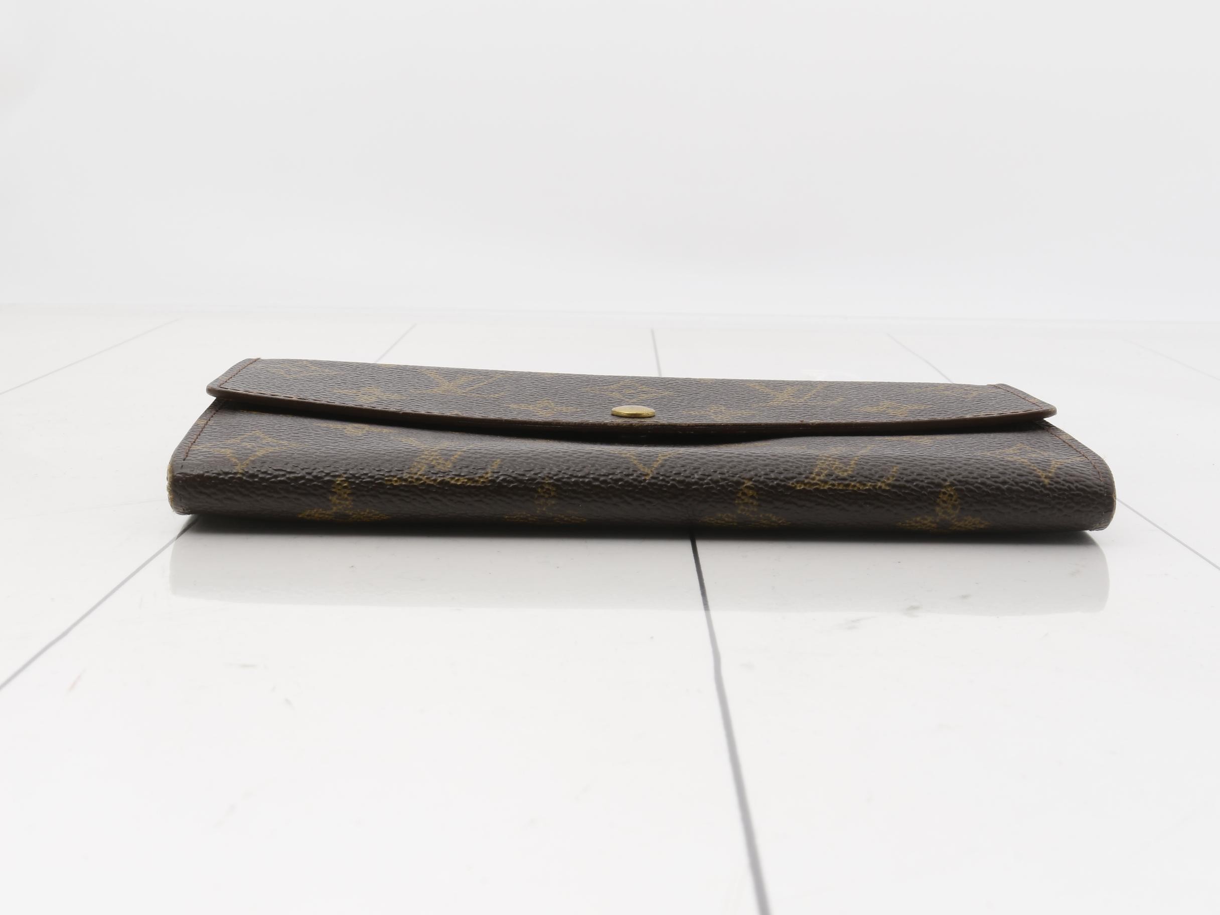 Monogram Pochette Portemonnaie Credit Card (2 cards) — view 3