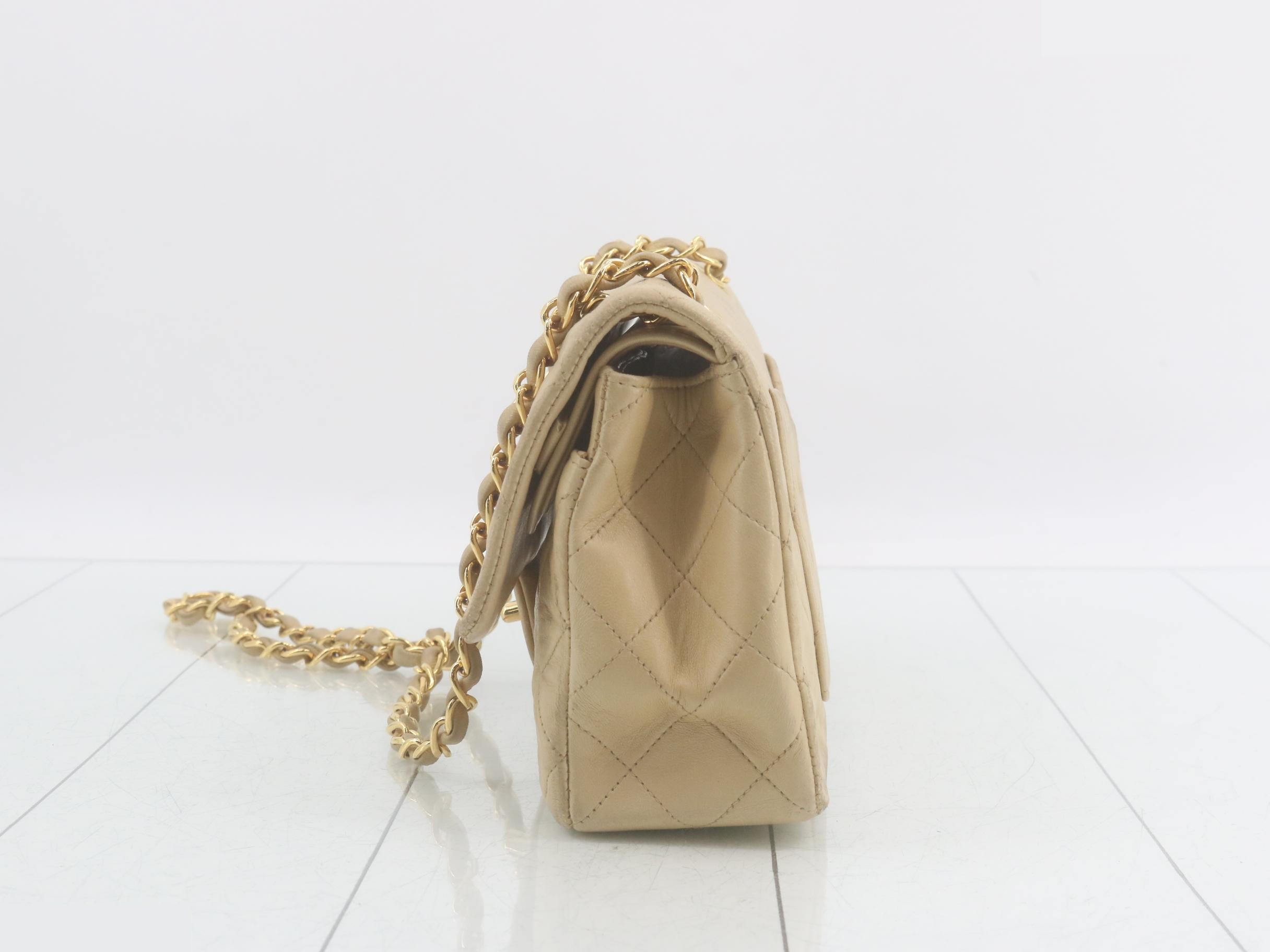 Matelassé (bag) - Shoulder bag — view 3
