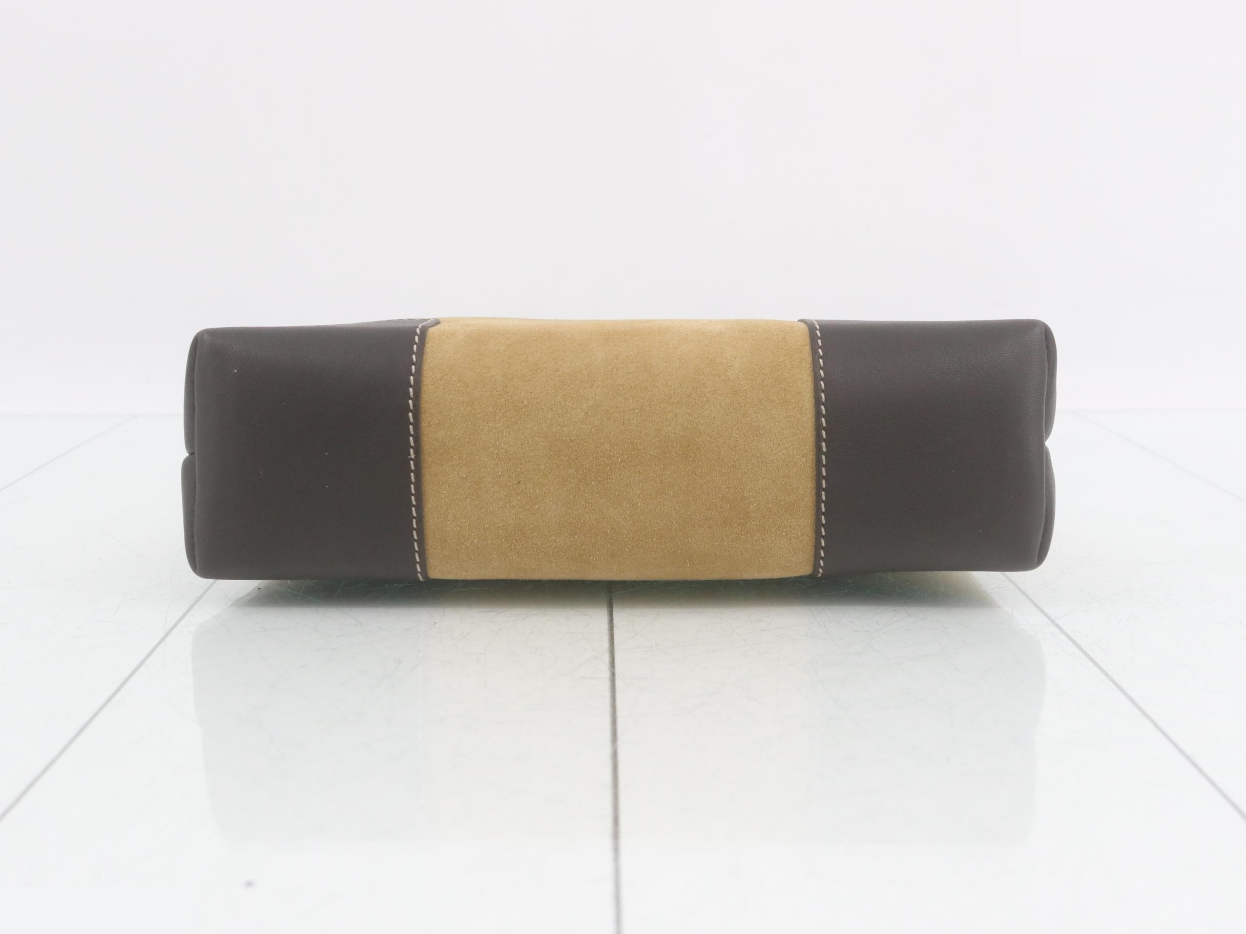 pouch — view 3