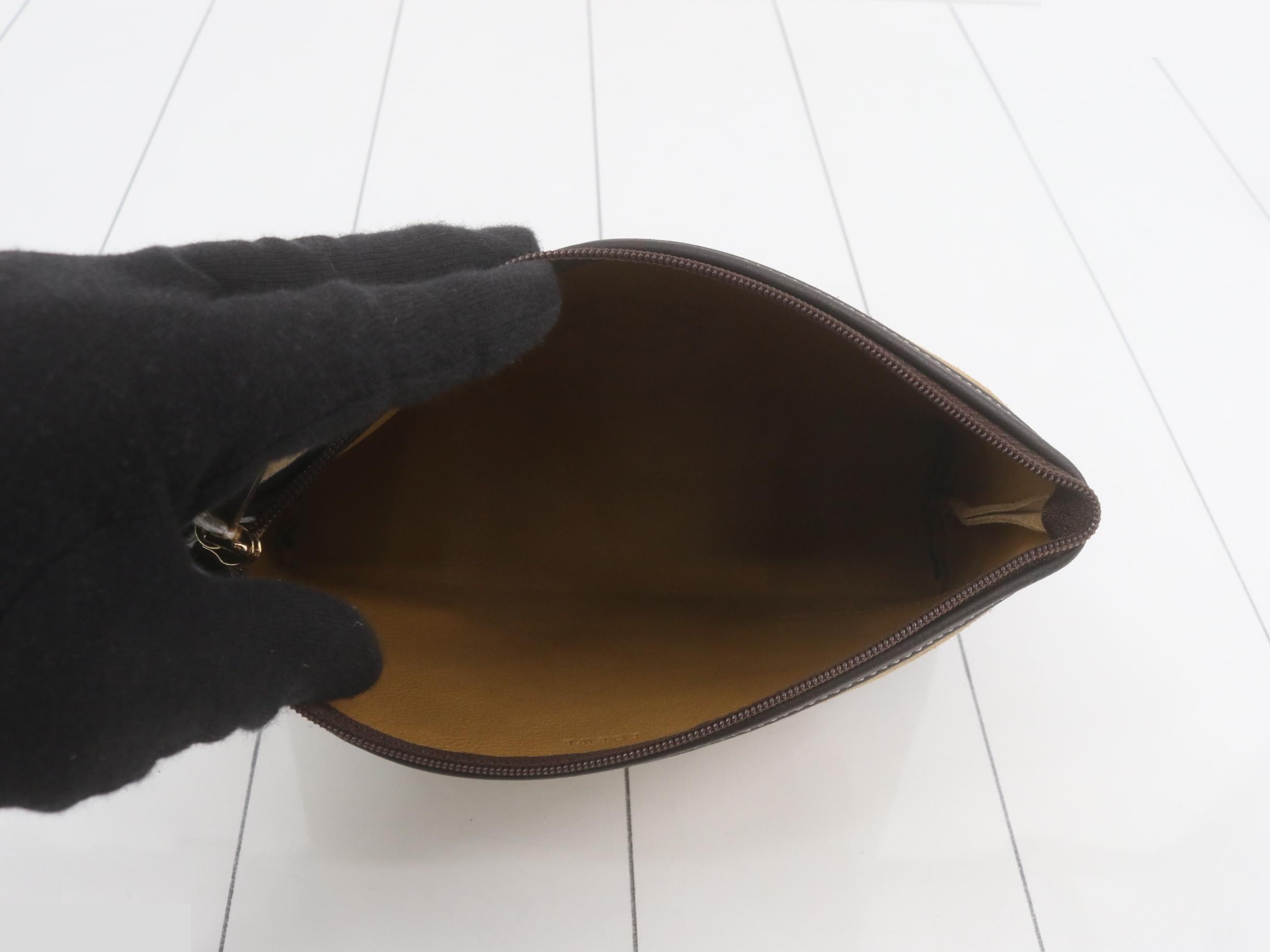 pouch — view 4