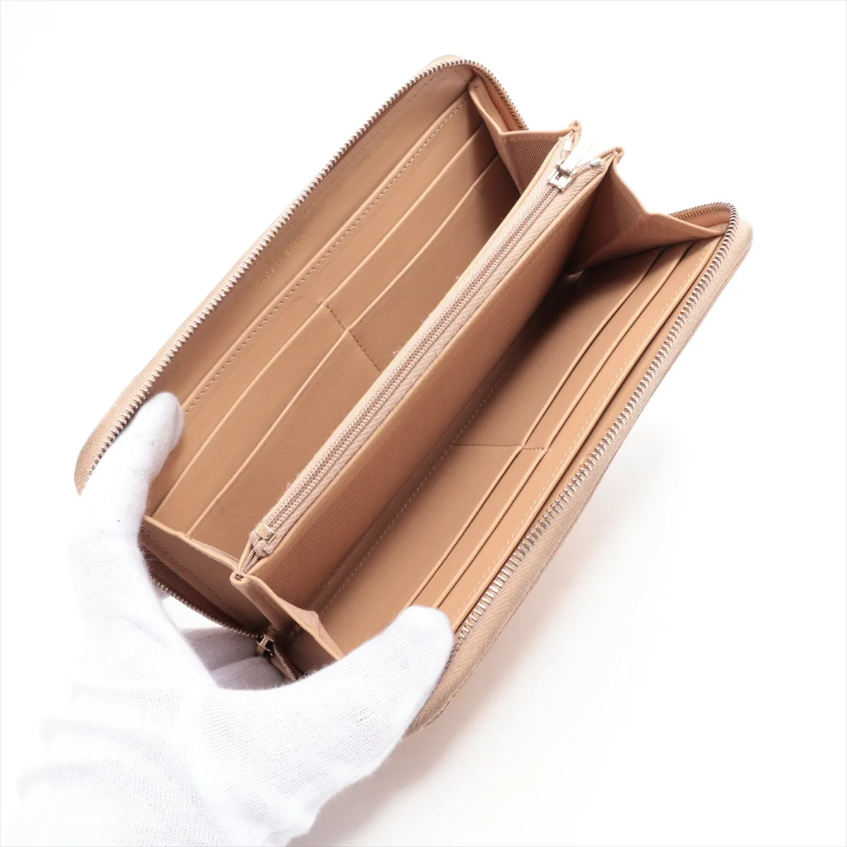 Matelassé Caviar Skin Long Wallet, Beige, Gold Hardware, 28578371 — view 3