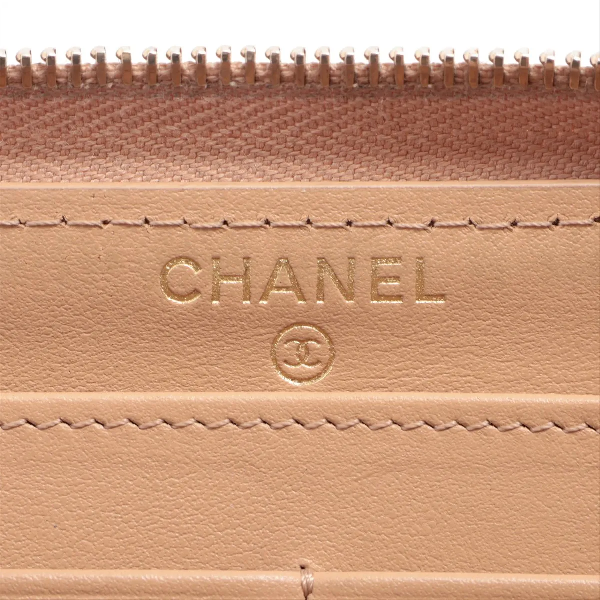 Matelassé Caviar Skin Long Wallet, Beige, Gold Hardware, 28578371 — view 8