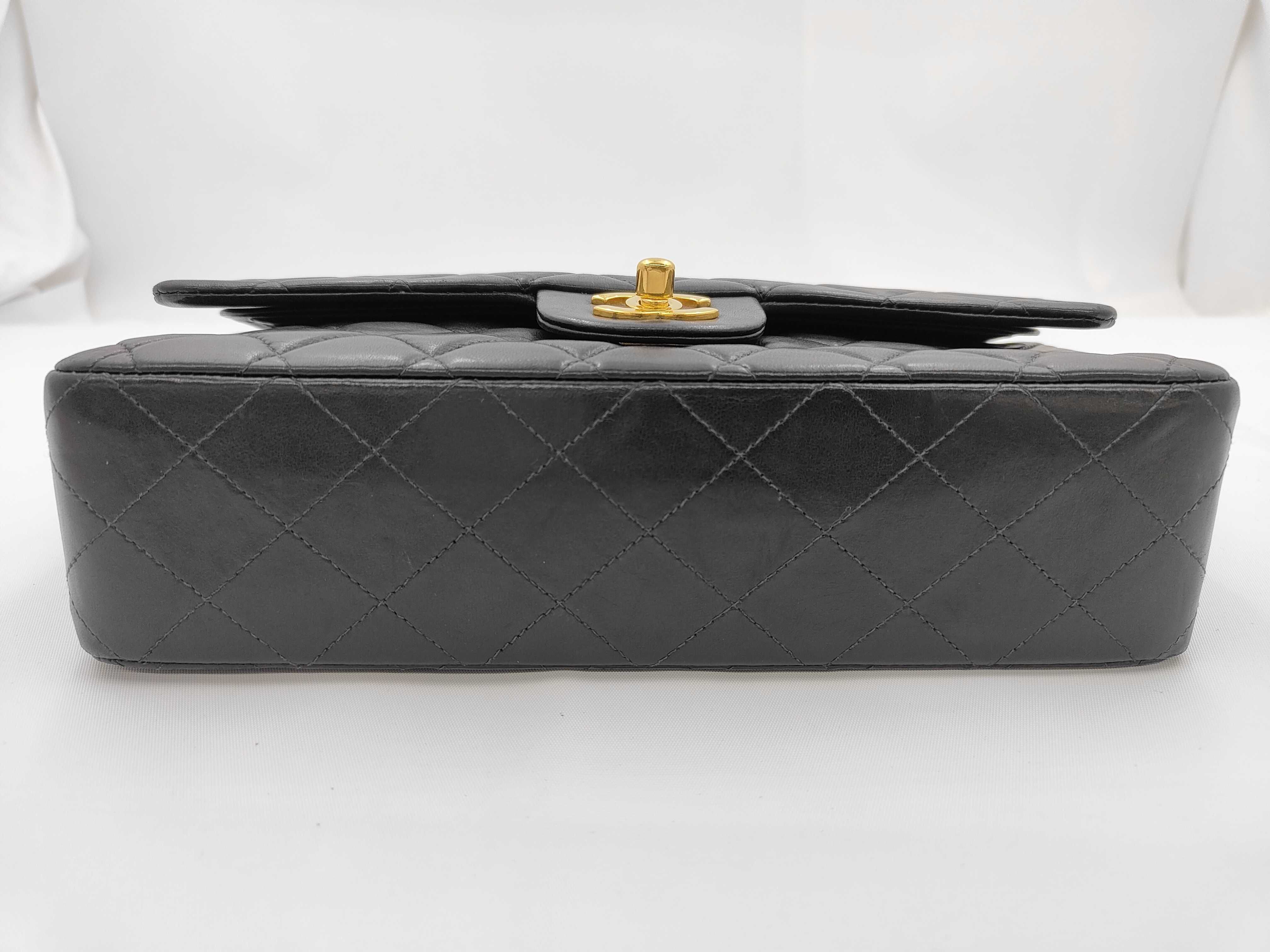 Matelassé 25 Lambskin Shoulder Bag with Gold Hardware (7028095) — view 5