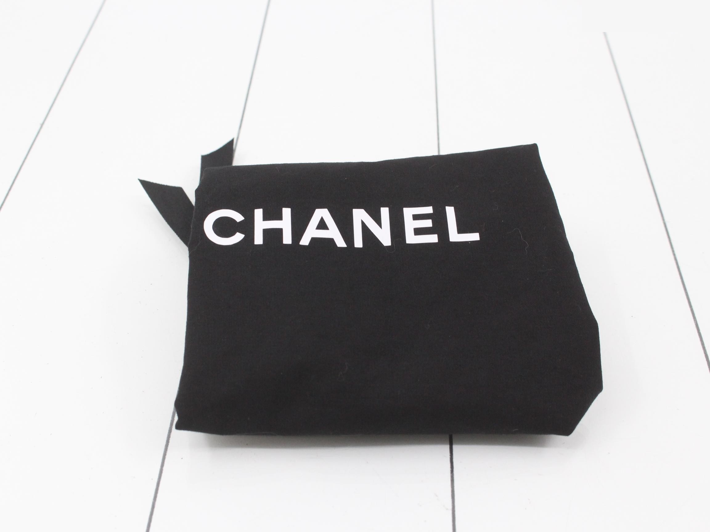 Enamel Matelassé Shoulder Bag — view 7