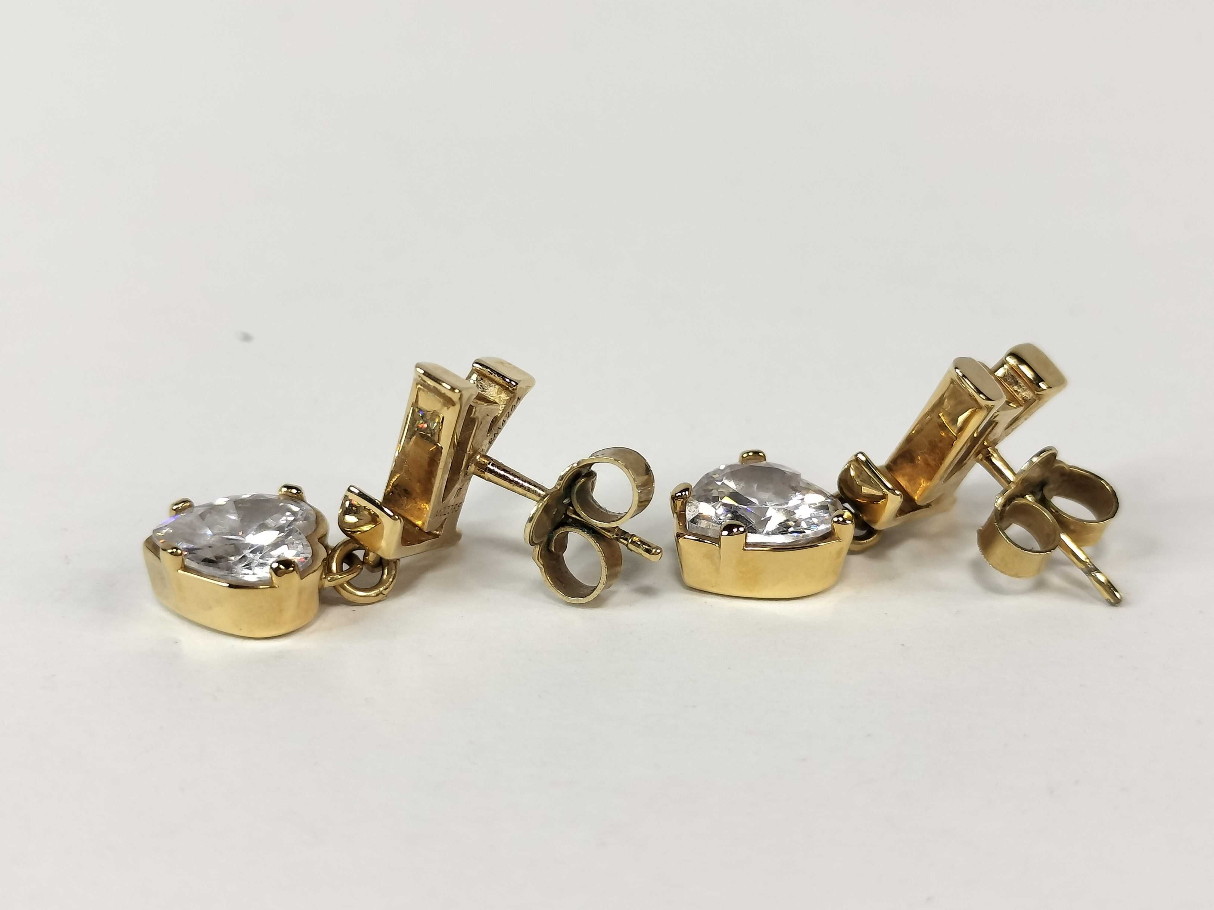 LV Iconic Gold Earrings — view 3