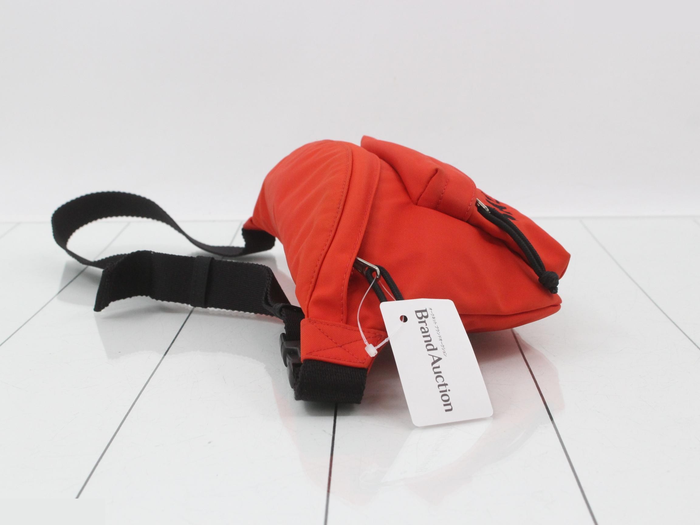 533009 Wheel Belt Pack Nylon Body Bag Red — view 4