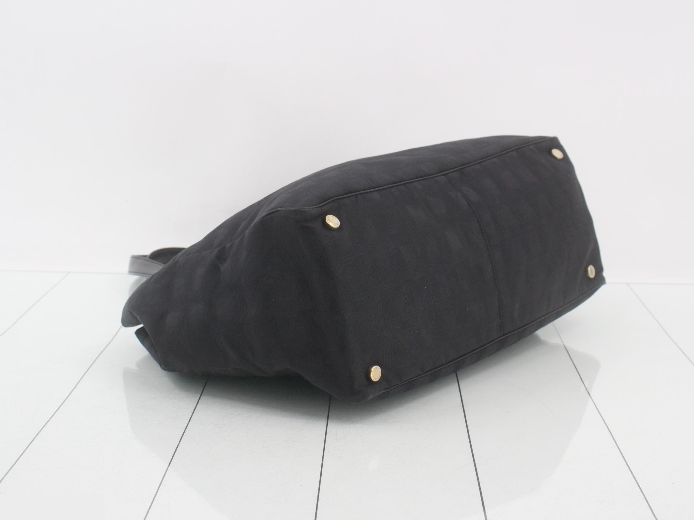 New Travel Tote Bag MM, Black, Nylon — view 5