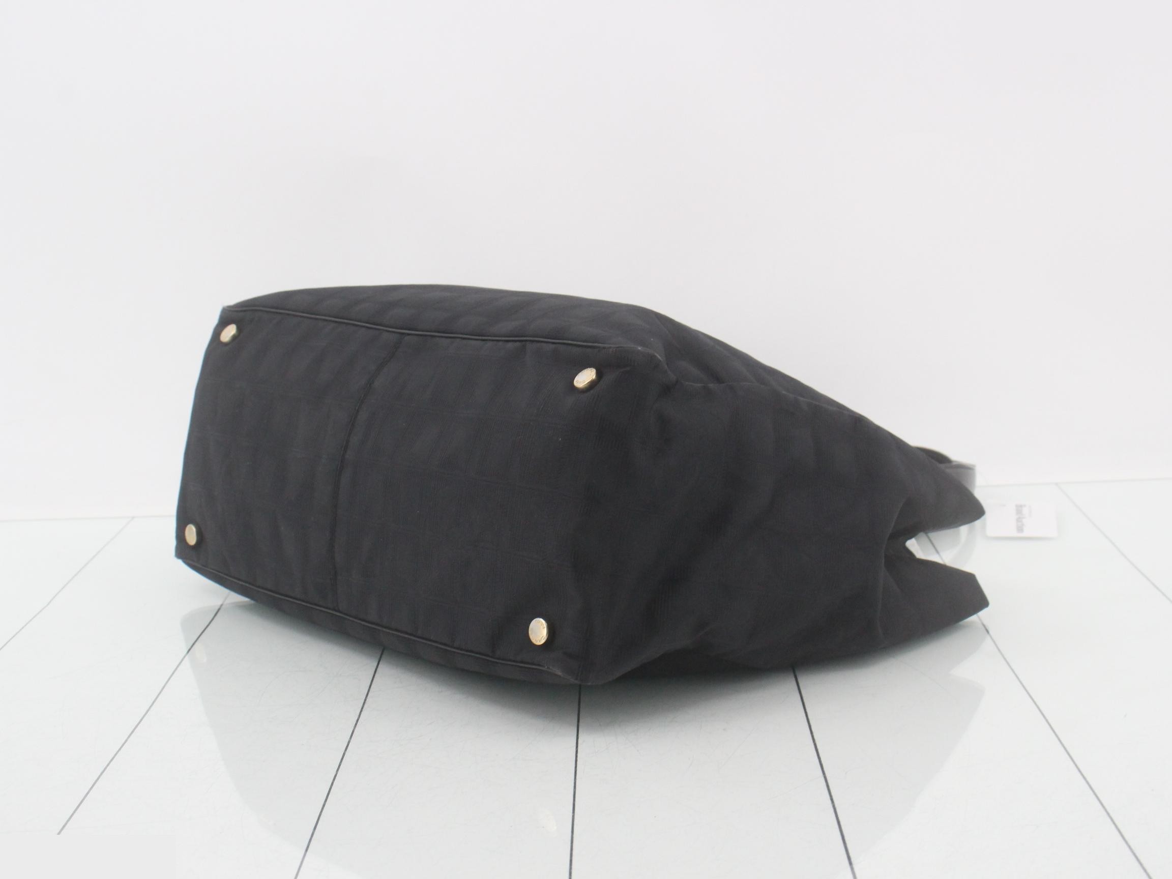 New Travel Tote Bag MM, Black, Nylon — view 6
