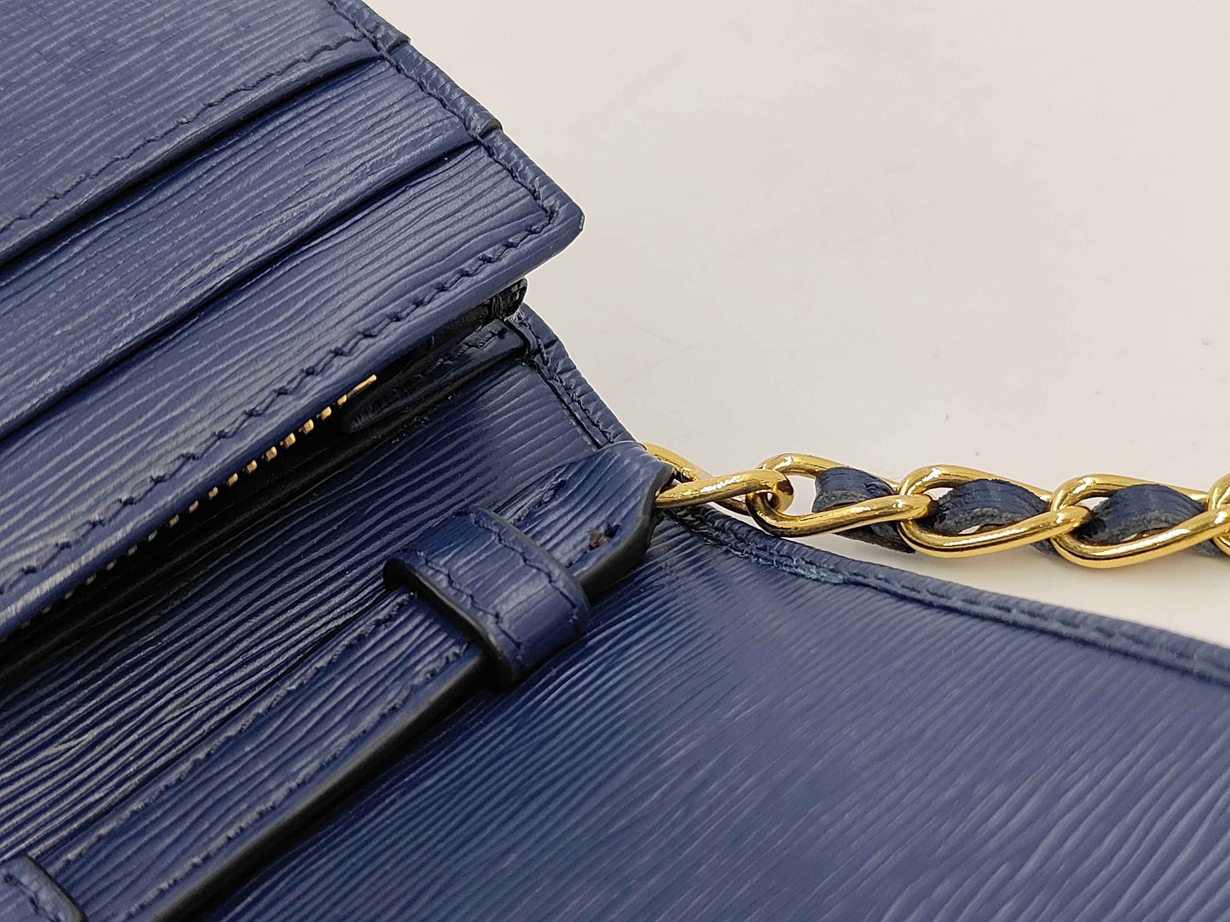 Vitello Move Chain Wallet on Chain Blue 1MT290 Shoulder Bag — view 7