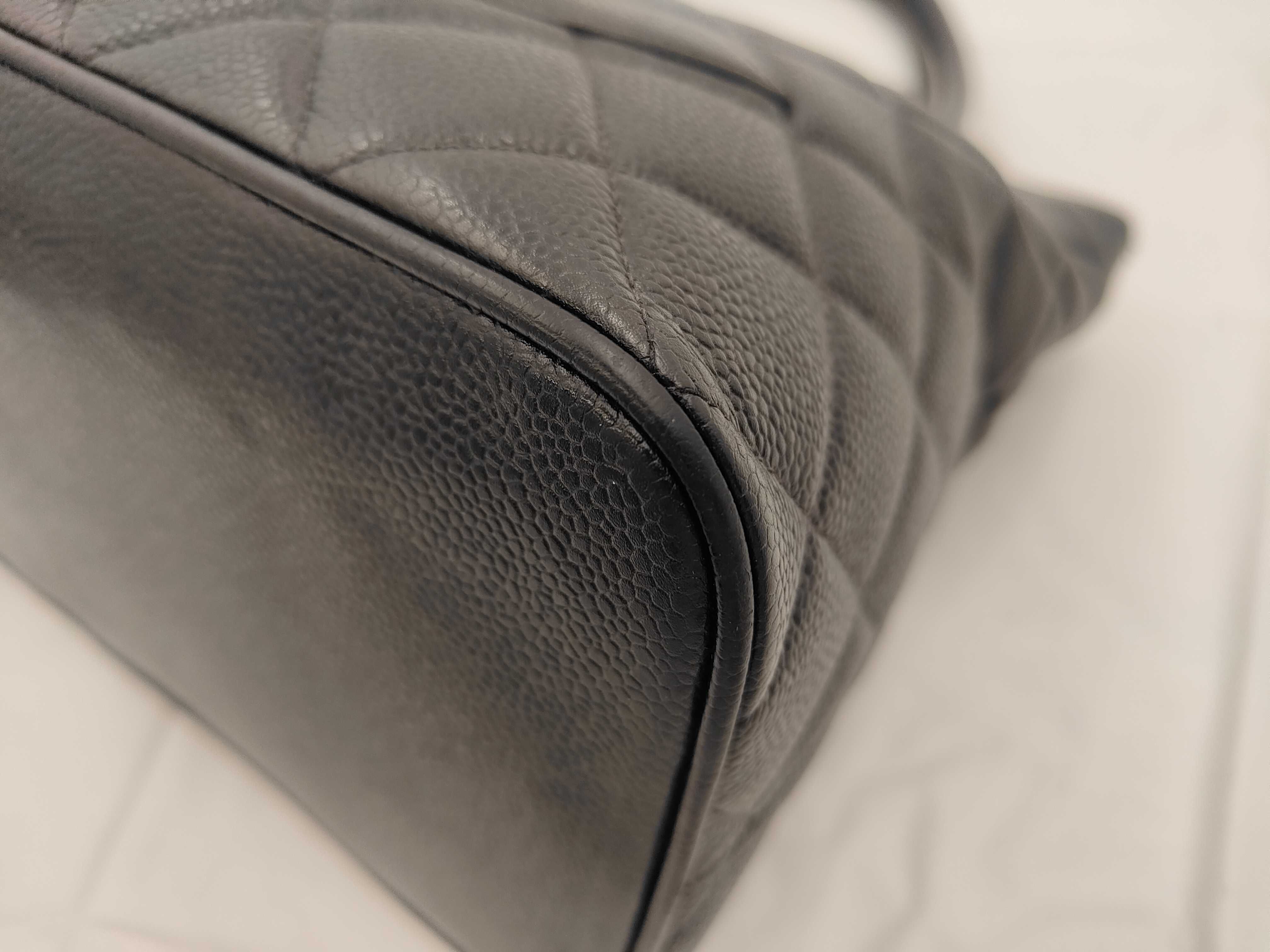 Caviar Skin Reissue Tote Bag (Black) — view 6