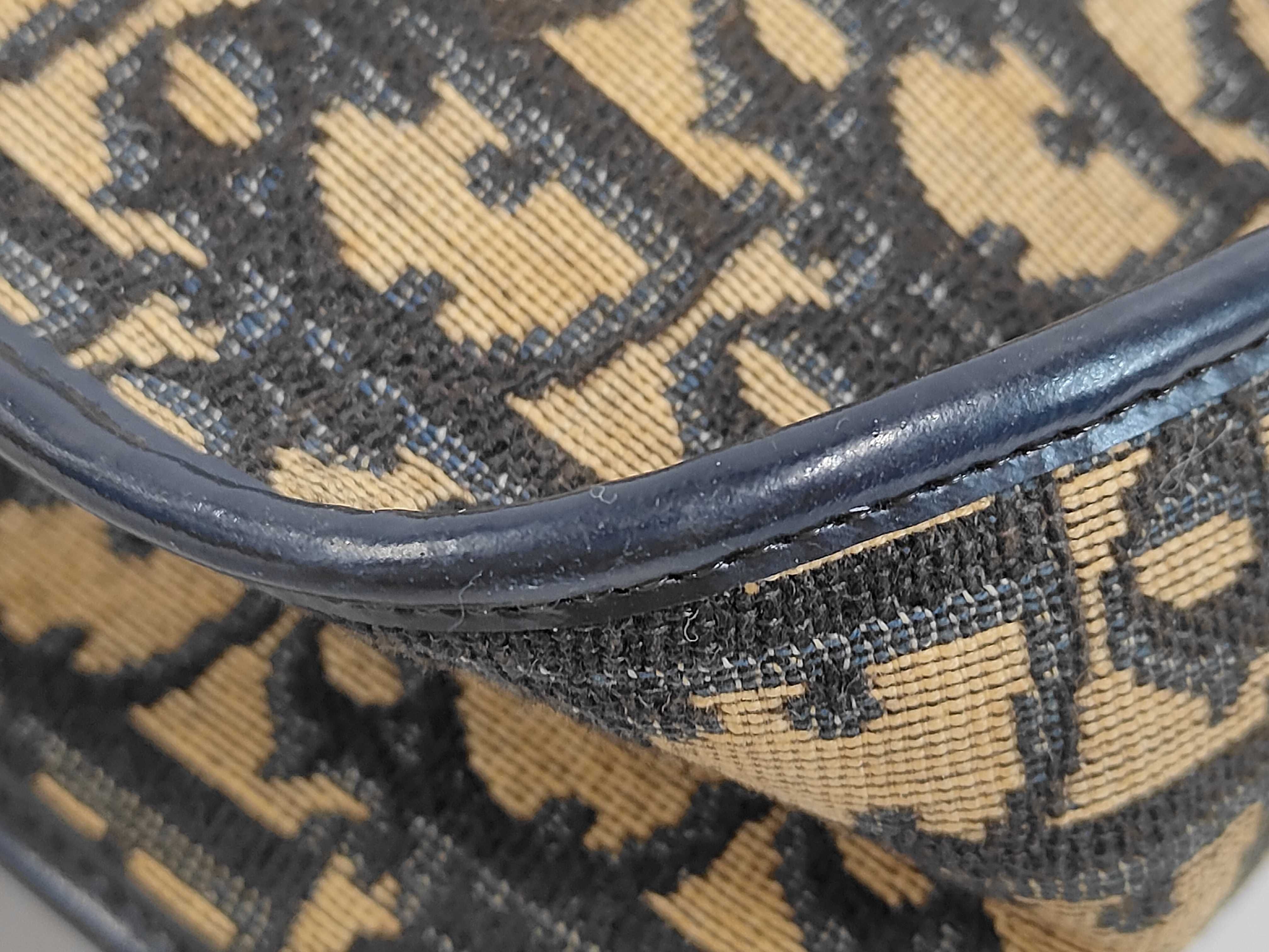 Trotter Handbag Shoulder Bag — view 3