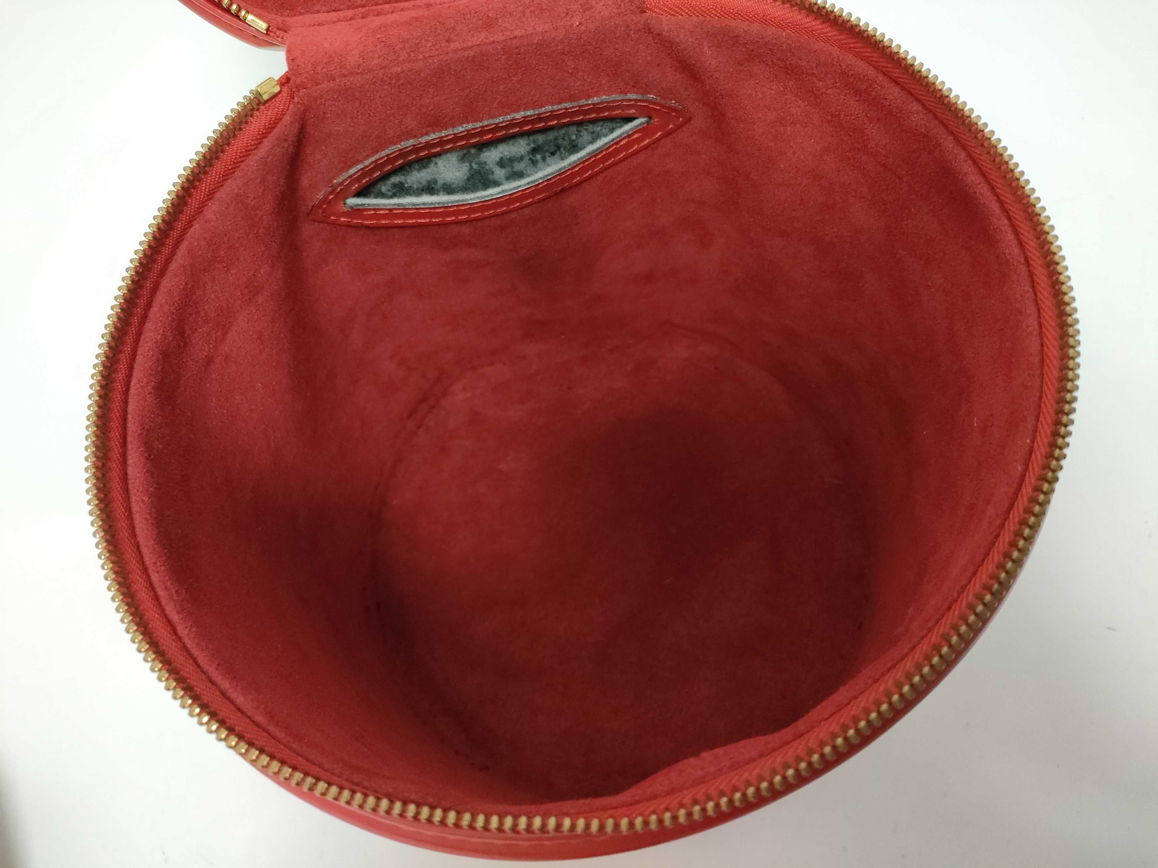 Epi / Epi / Cannes / M48037 / Vanity / PVC Handbag — view 10