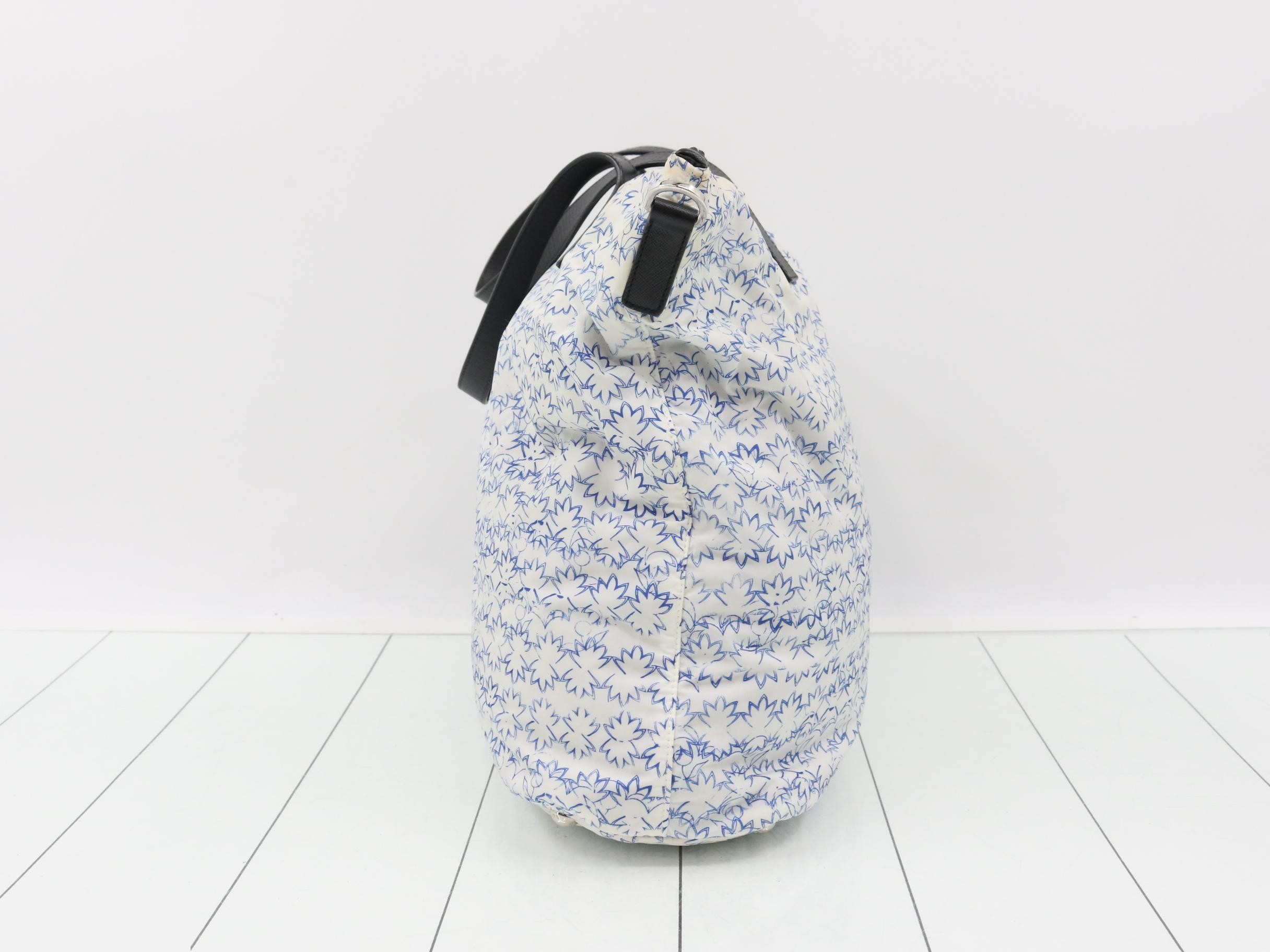 Nylon bag/tote bag, floral pattern — view 3