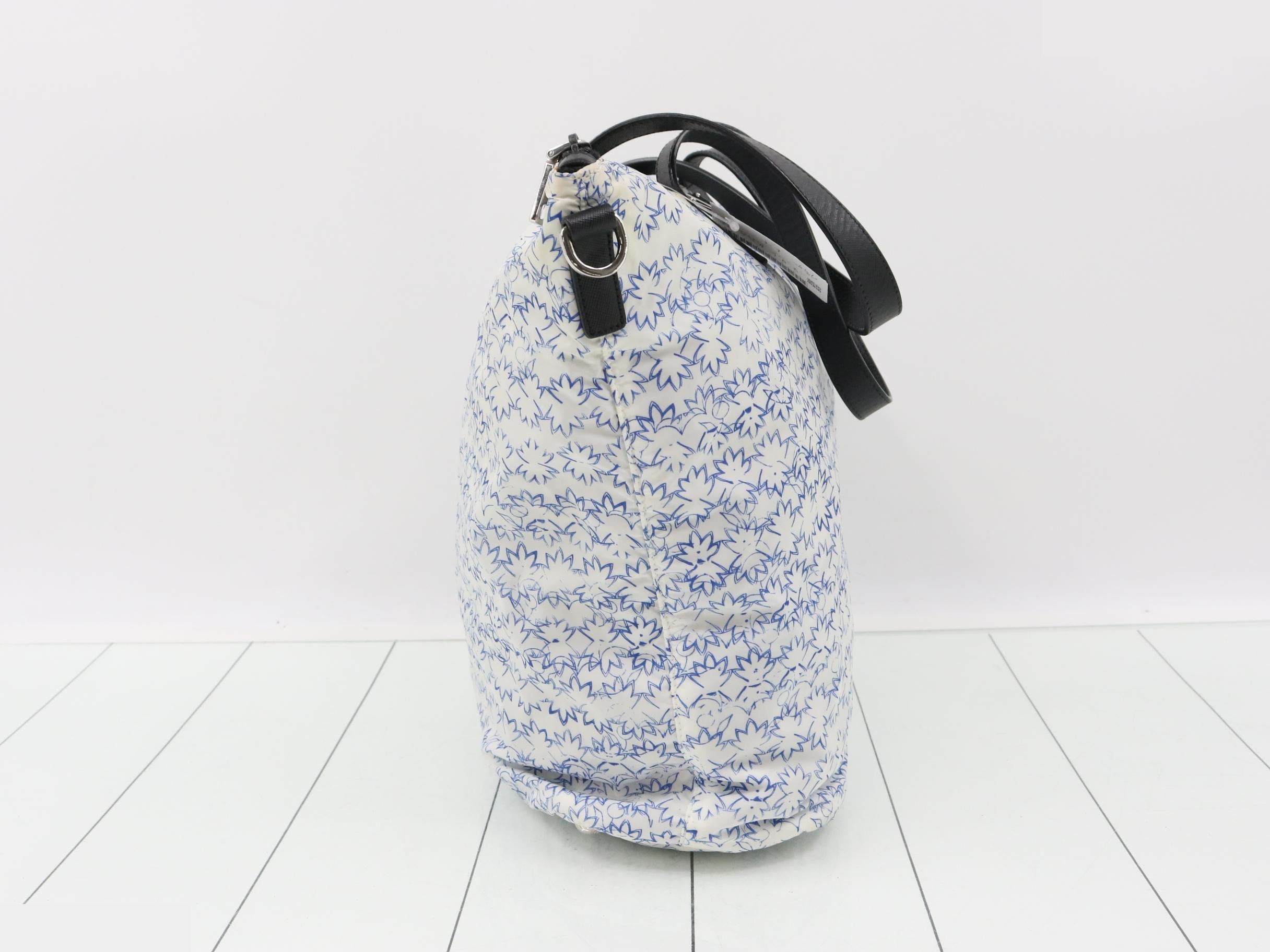 Nylon bag/tote bag, floral pattern — view 4